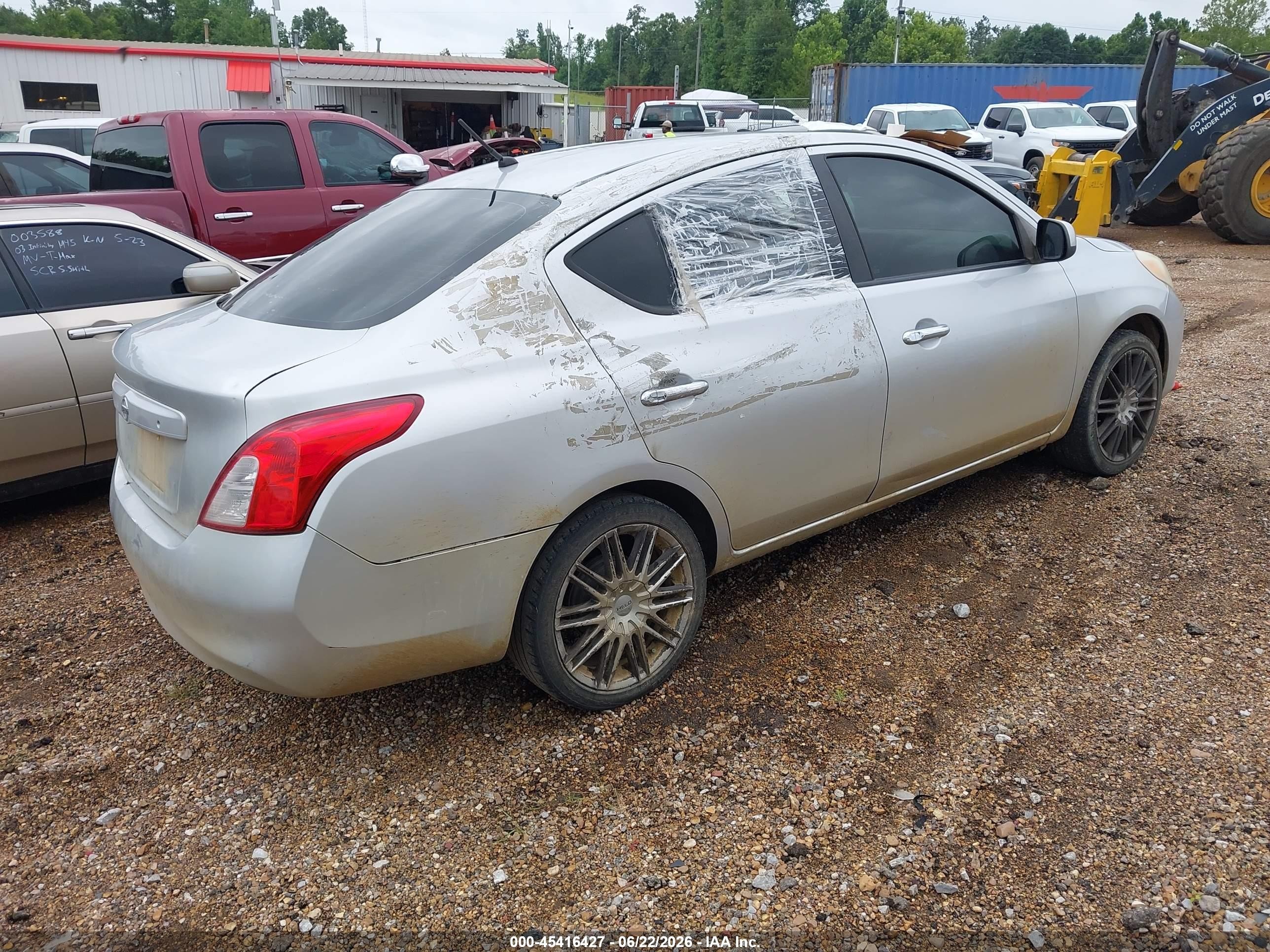 2012 Nissan Versa 1.6 Sl Silver vin: 3N1CN7AP6CL802002