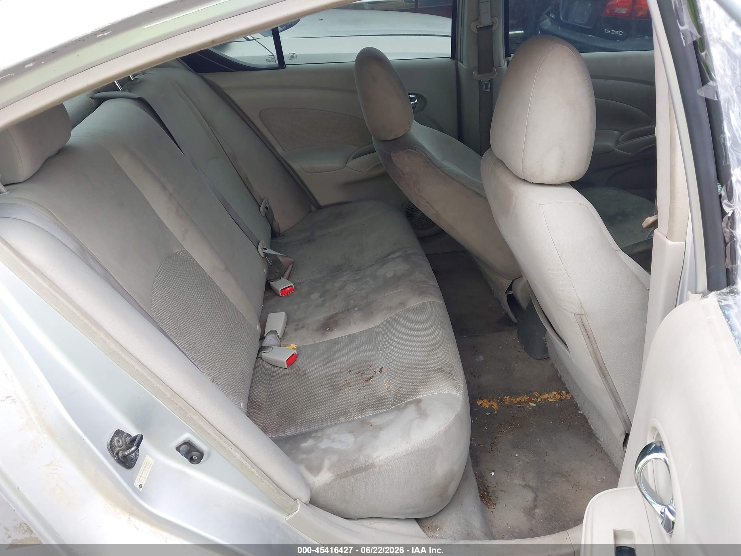 2012 Nissan Versa 1.6 Sl Silver vin: 3N1CN7AP6CL802002