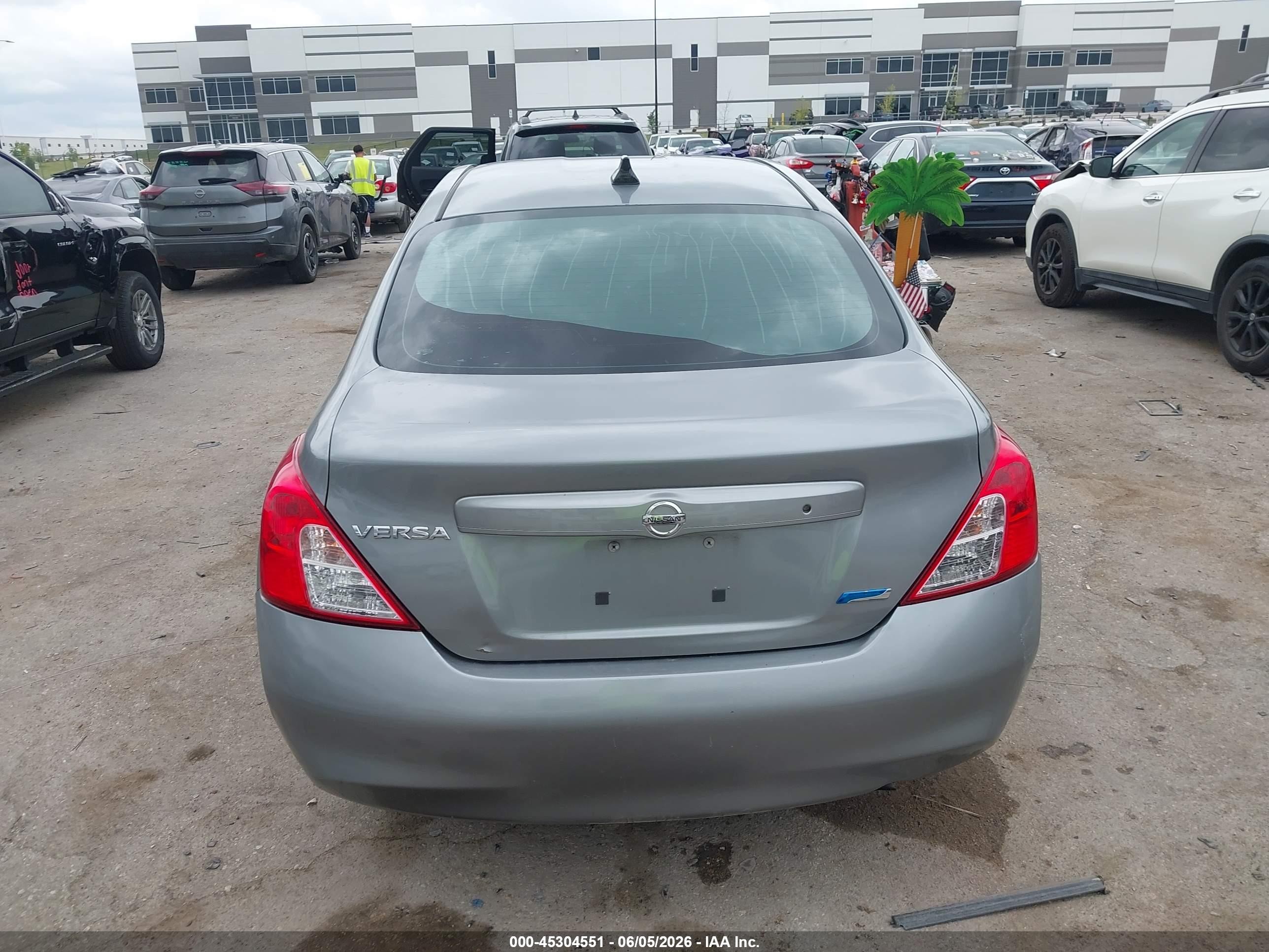 2012 Nissan Versa 1.6 S Gray vin: 3N1CN7AP6CL807720