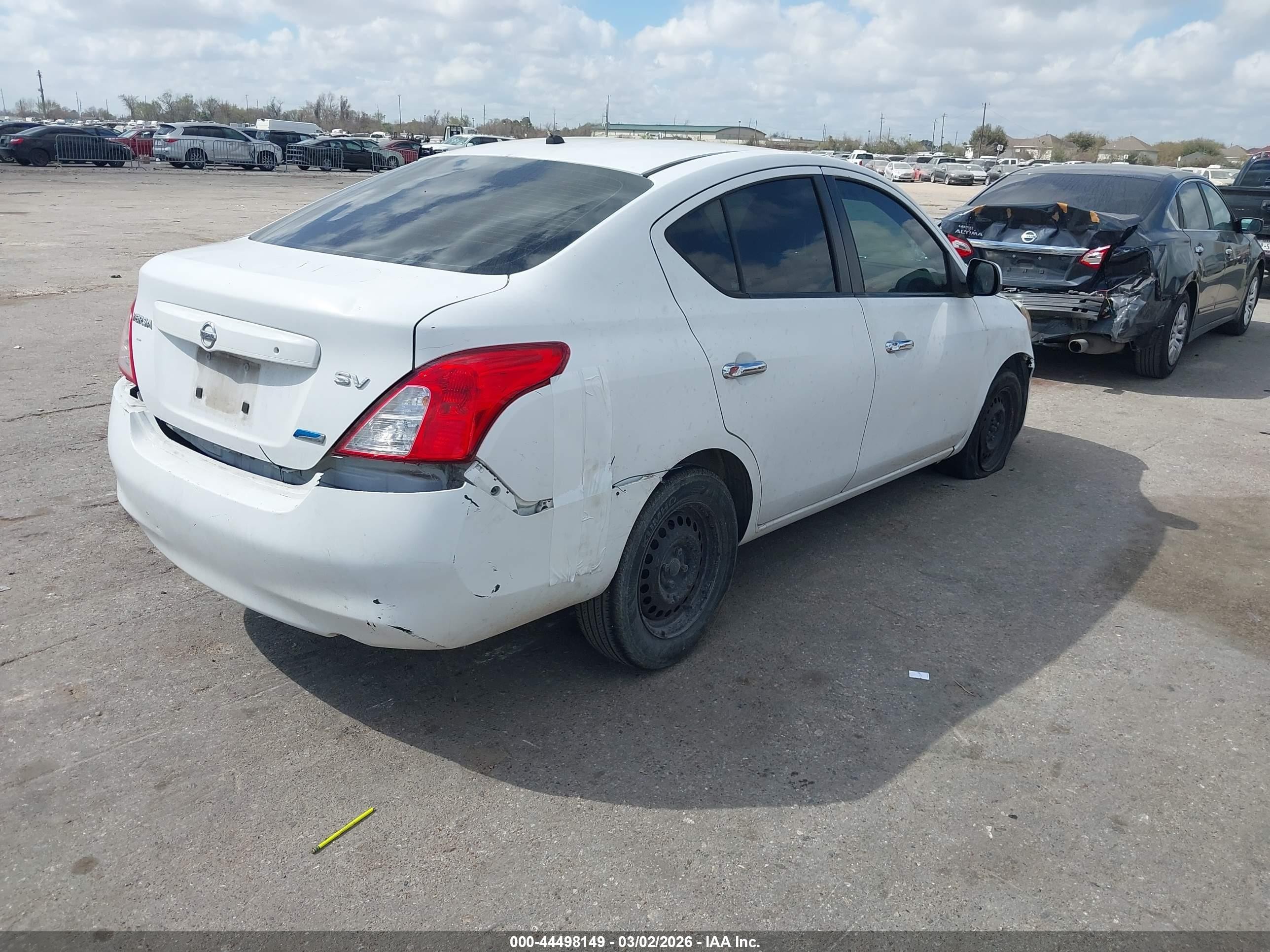 2012 Nissan Versa 1.6 Sv White vin: 3N1CN7AP6CL846145