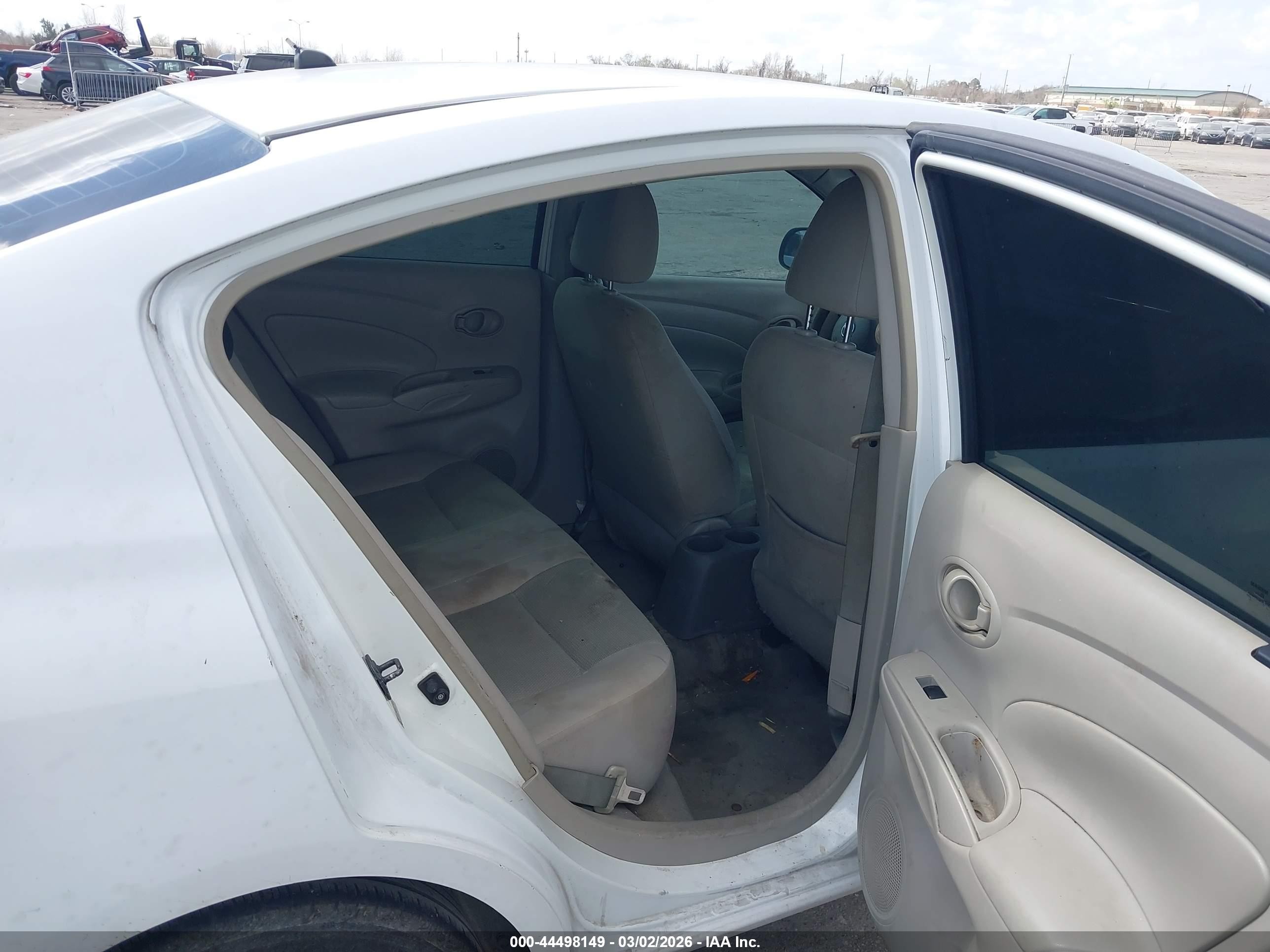 2012 Nissan Versa 1.6 Sv White vin: 3N1CN7AP6CL846145