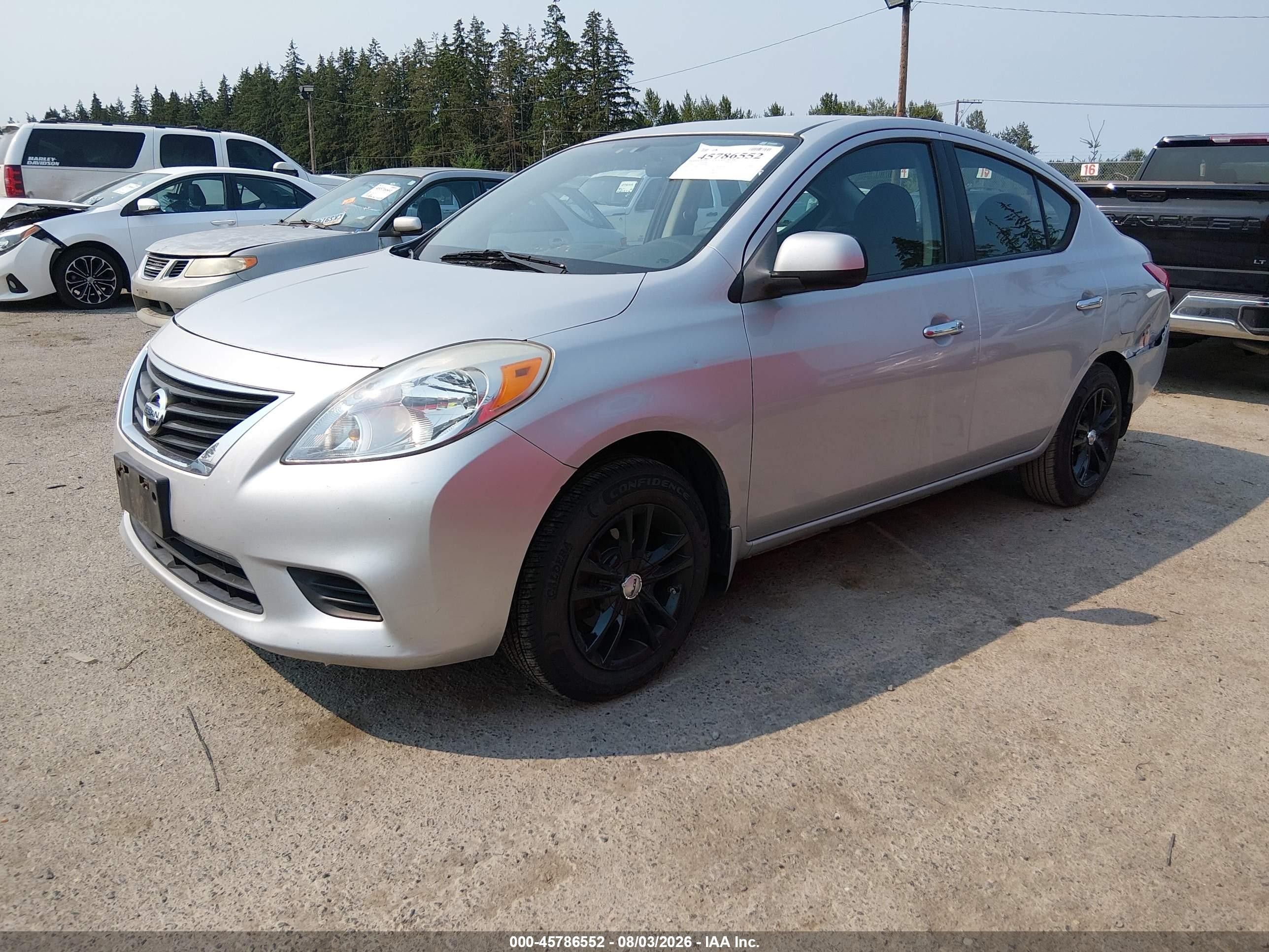 2012 Nissan Versa 1.6 Sv Silver vin: 3N1CN7AP6CL848588