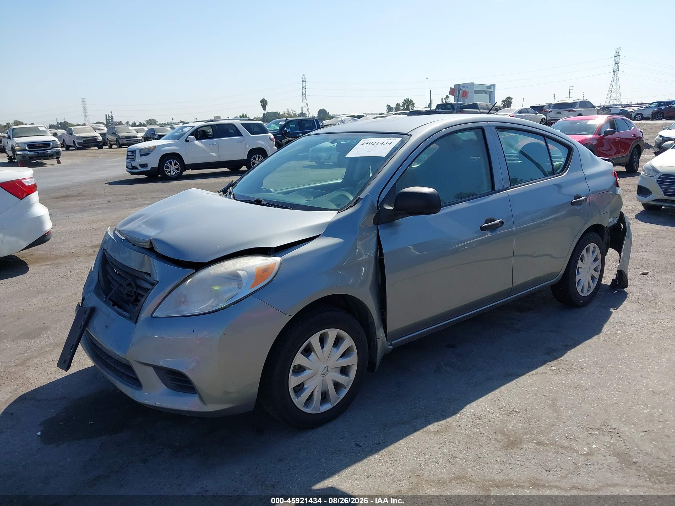 2012 Nissan Versa 1.6 S Silver vin: 3N1CN7AP6CL854388