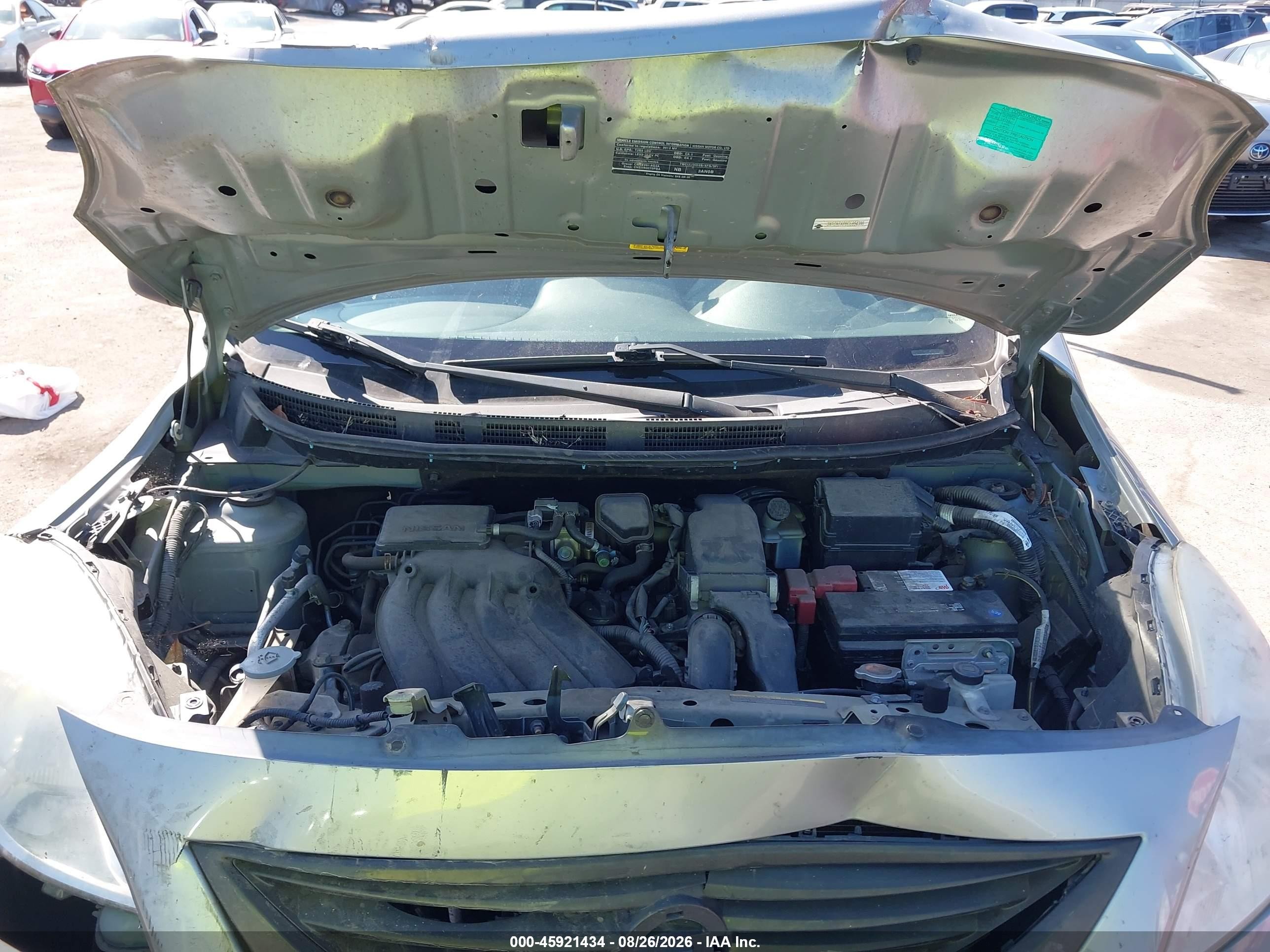2012 Nissan Versa 1.6 S Silver vin: 3N1CN7AP6CL854388