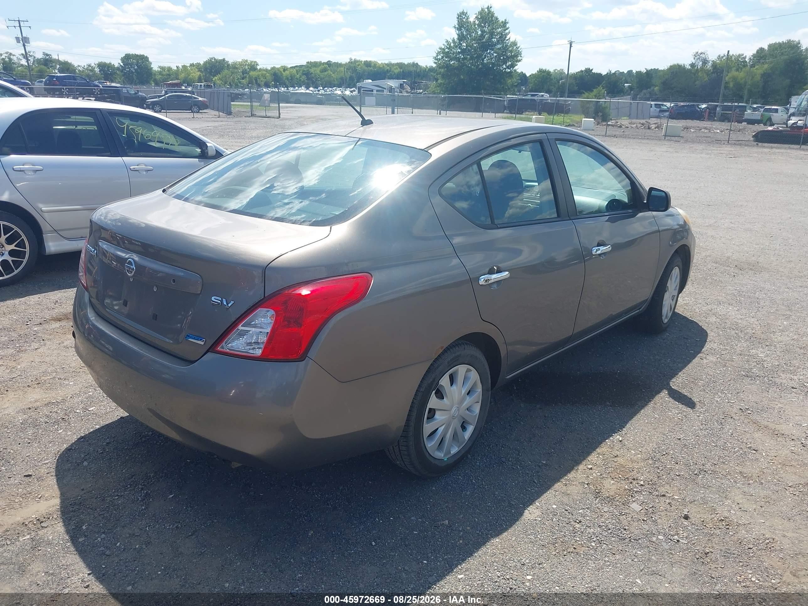 2012 Nissan Versa 1.6 Sv Brown vin: 3N1CN7AP6CL898682