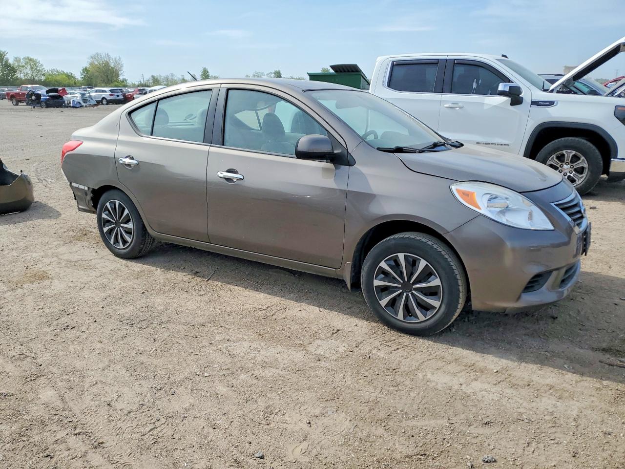 2012 Nissan Versa 1.6 S Gray vin: 3N1CN7AP6CL934564