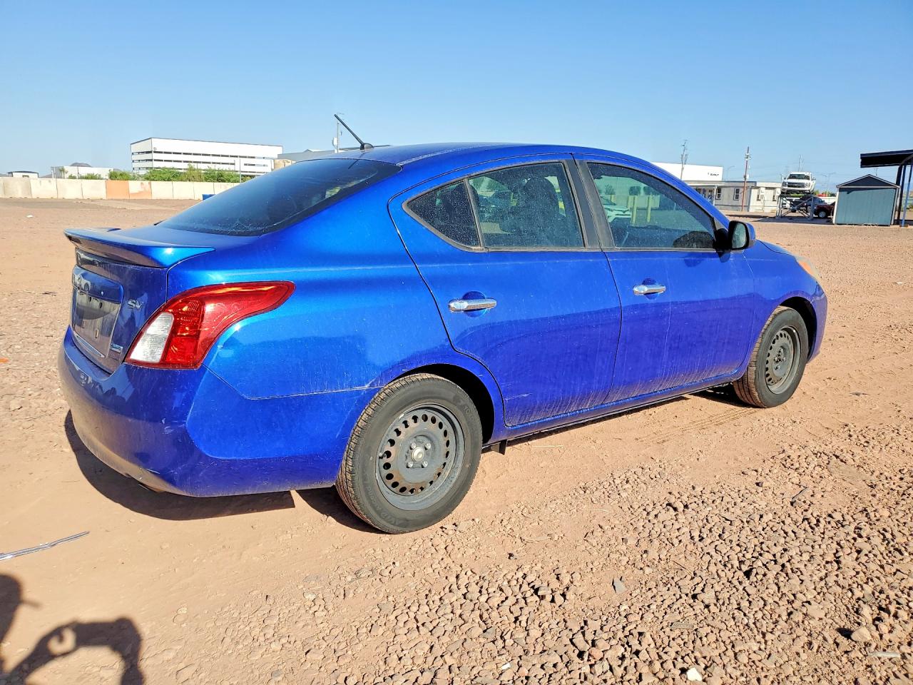 2013 Nissan Versa 1.6 S Синий vin: 3N1CN7AP6DL828097