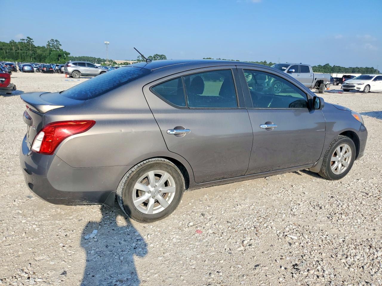 2013 Nissan Versa 1.6 S Gray vin: 3N1CN7AP6DL835549