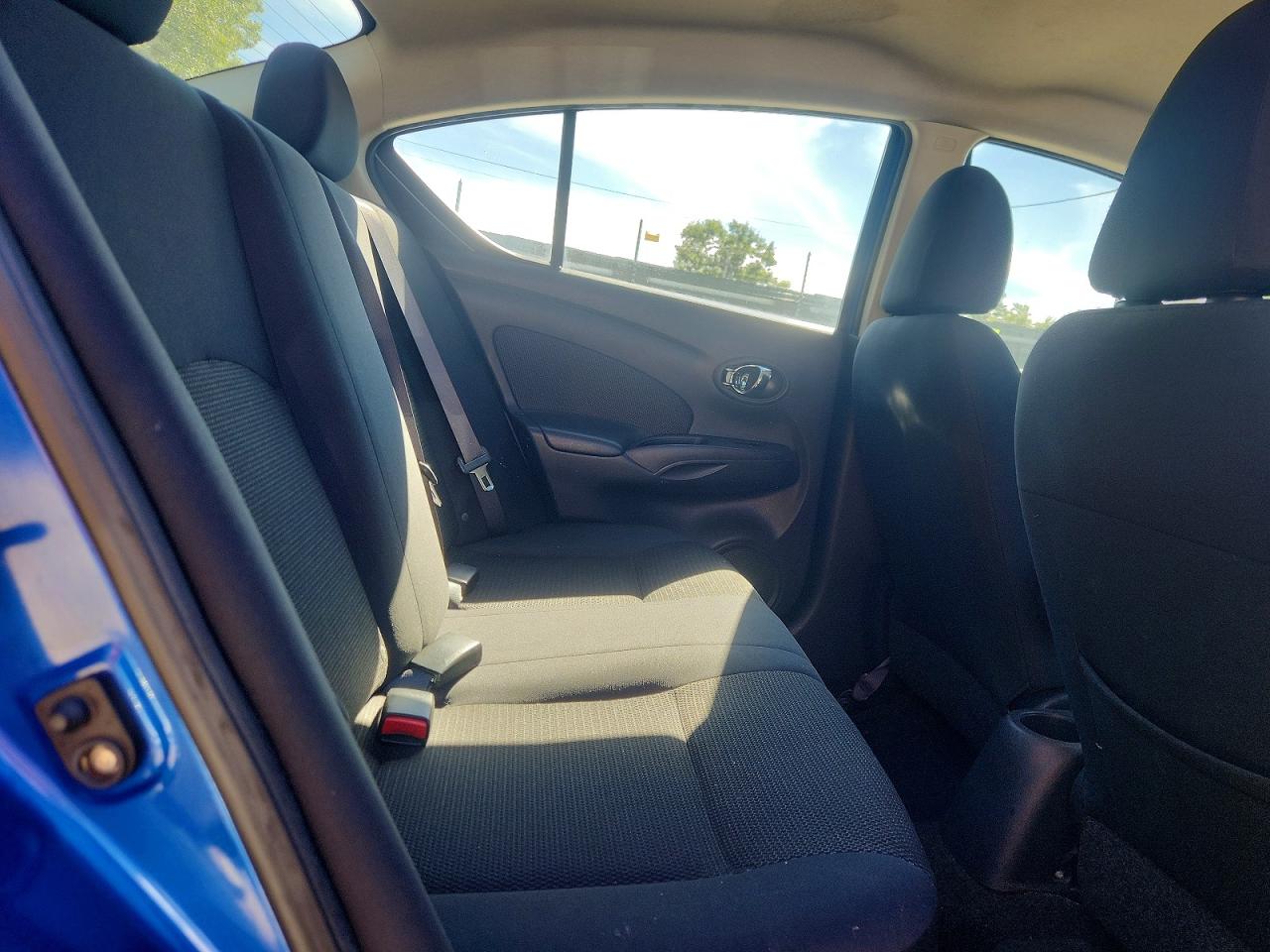 2013 Nissan Versa 1.6 S Blue vin: 3N1CN7AP6DL861214