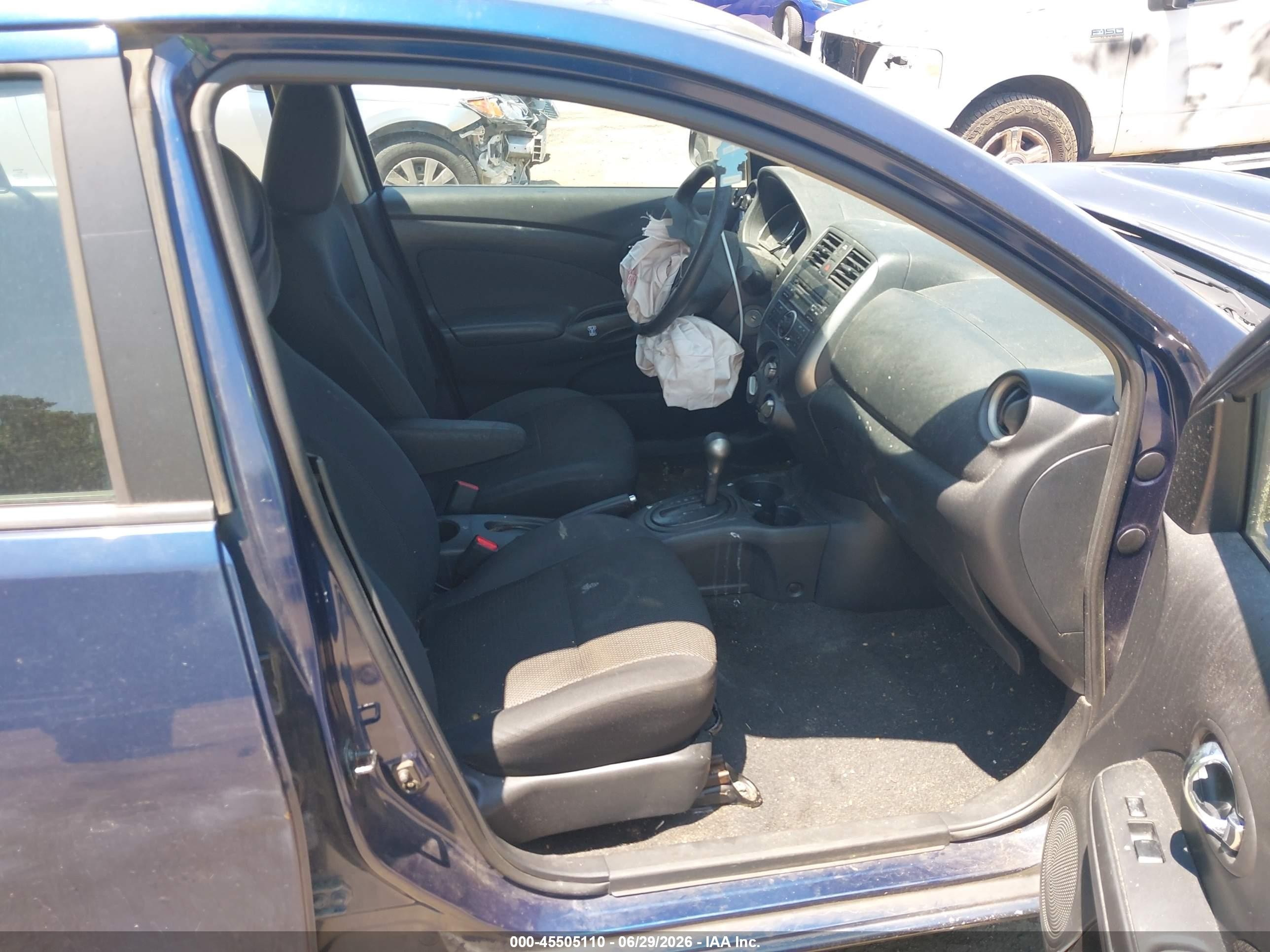 2013 Nissan Versa 1.6 Sv Blue vin: 3N1CN7AP6DL865585