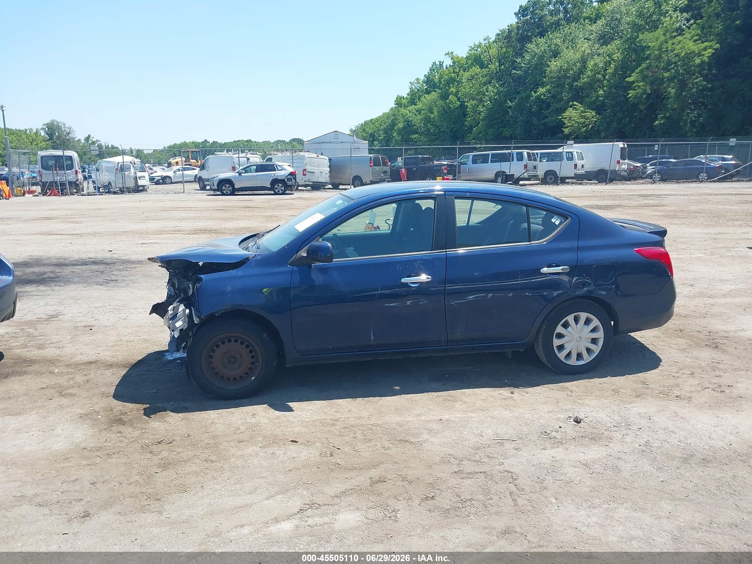 2013 Nissan Versa 1.6 Sv Blue vin: 3N1CN7AP6DL865585