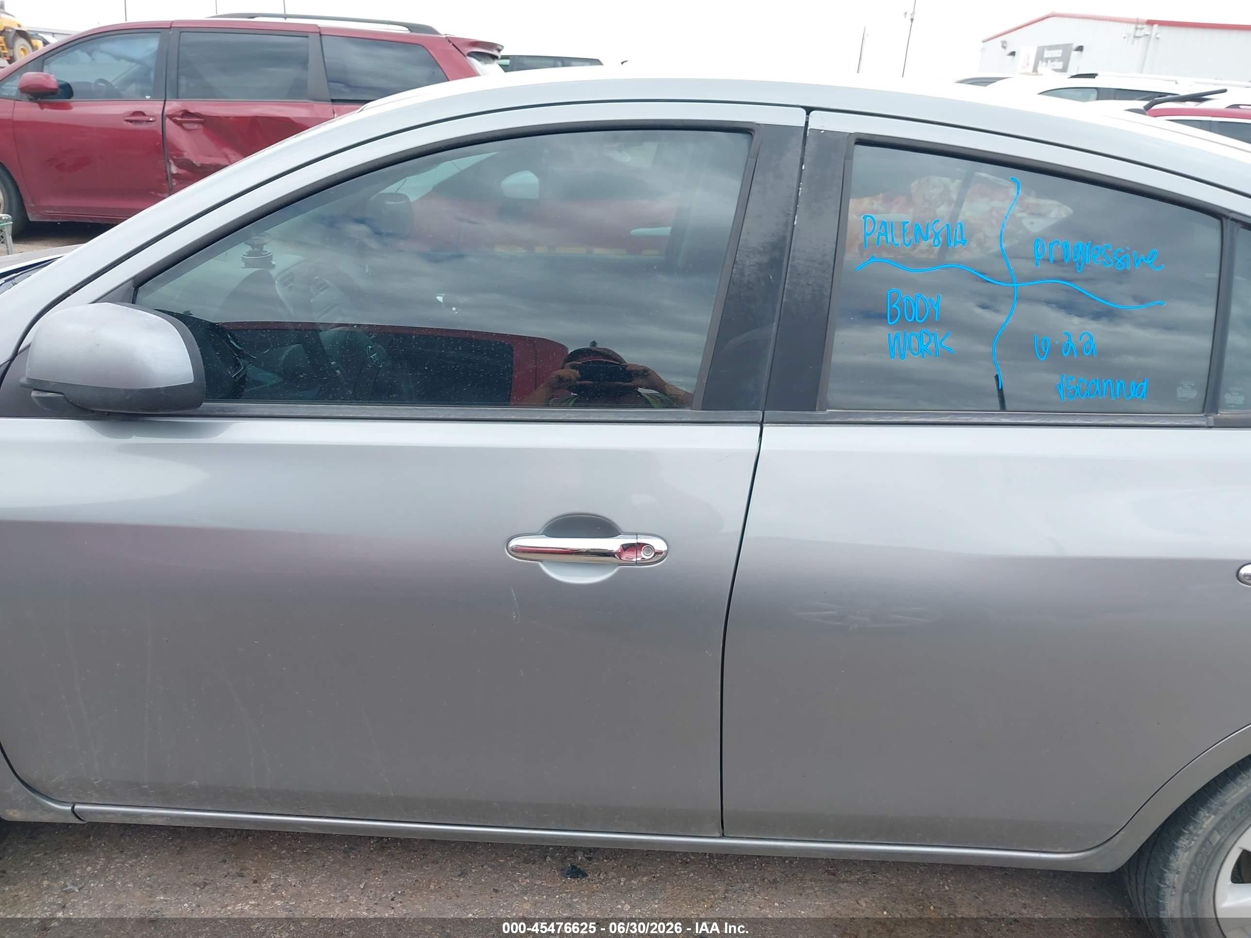 2014 Nissan Versa 1.6 Sv Silver vin: 3N1CN7AP6EL803783