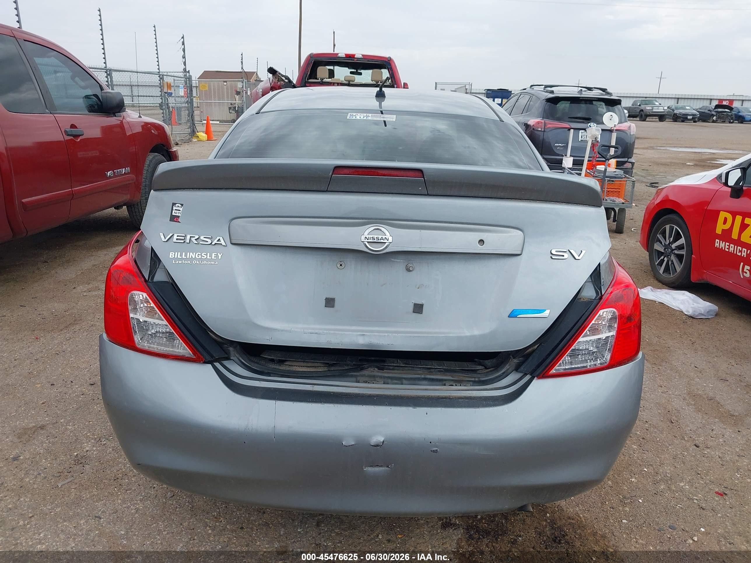 2014 Nissan Versa 1.6 Sv Silver vin: 3N1CN7AP6EL803783