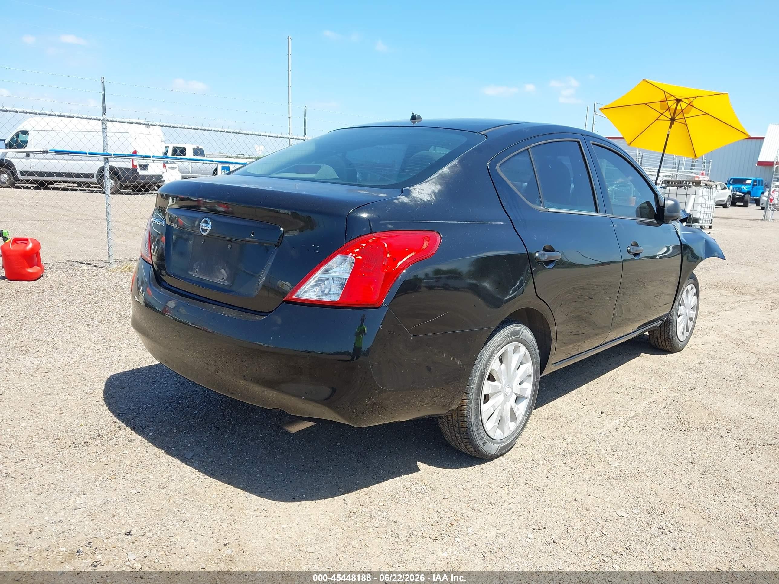 2014 Nissan Versa 1.6 S Black vin: 3N1CN7AP6EL845306