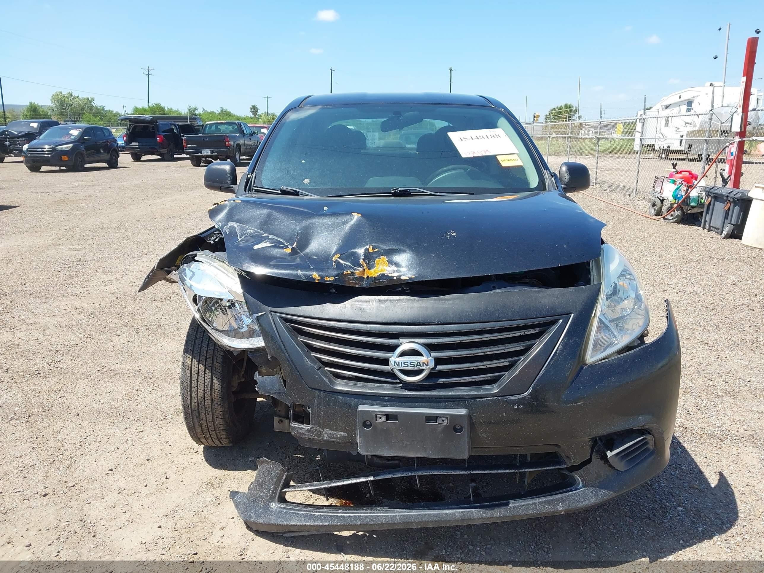 2014 Nissan Versa 1.6 S Black vin: 3N1CN7AP6EL845306