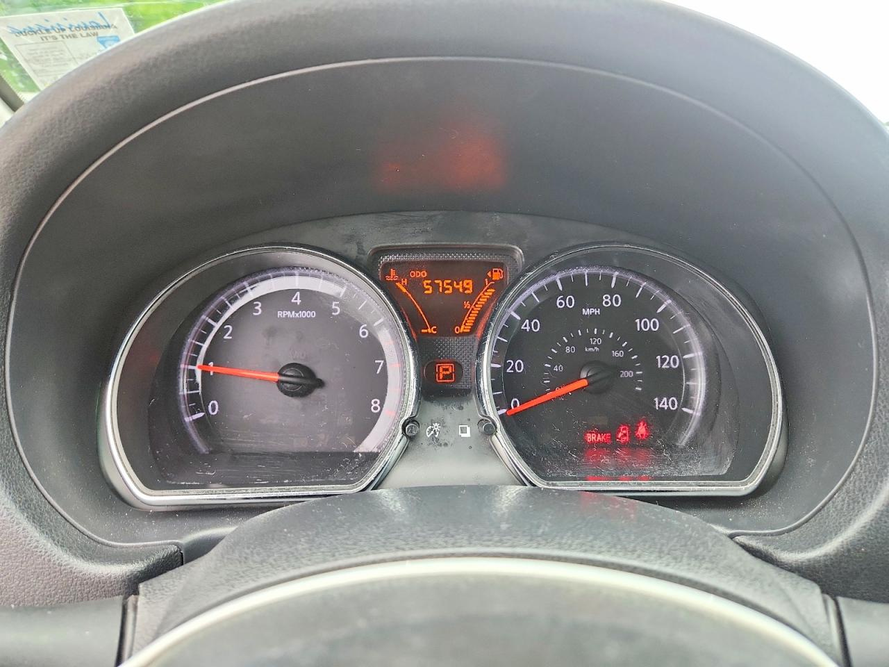 2014 Nissan Versa 1.6 Sv Silver vin: 3N1CN7AP6EL846066