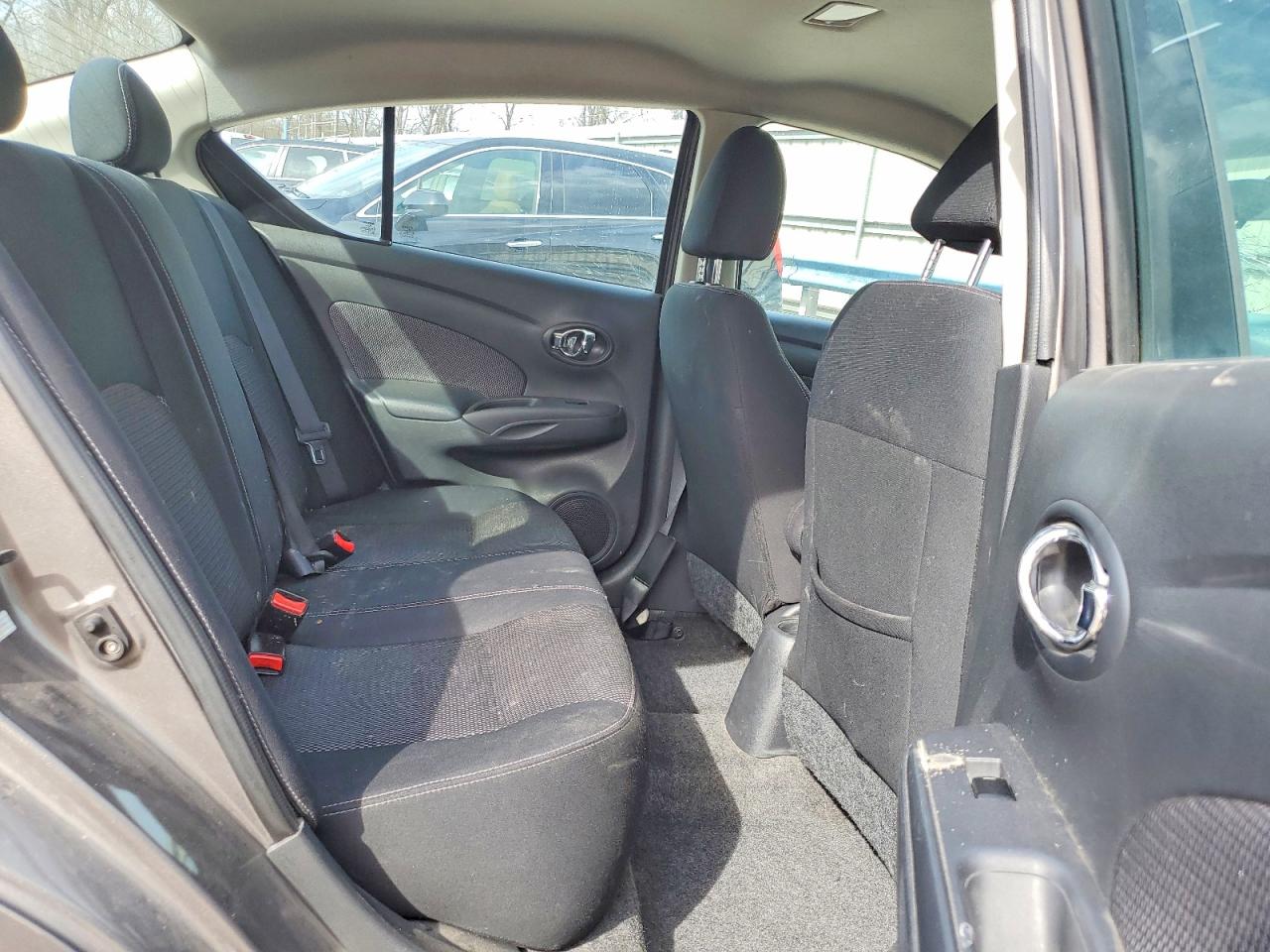 2014 Nissan Versa 1.6 Sv Gray vin: 3N1CN7AP6EL852658