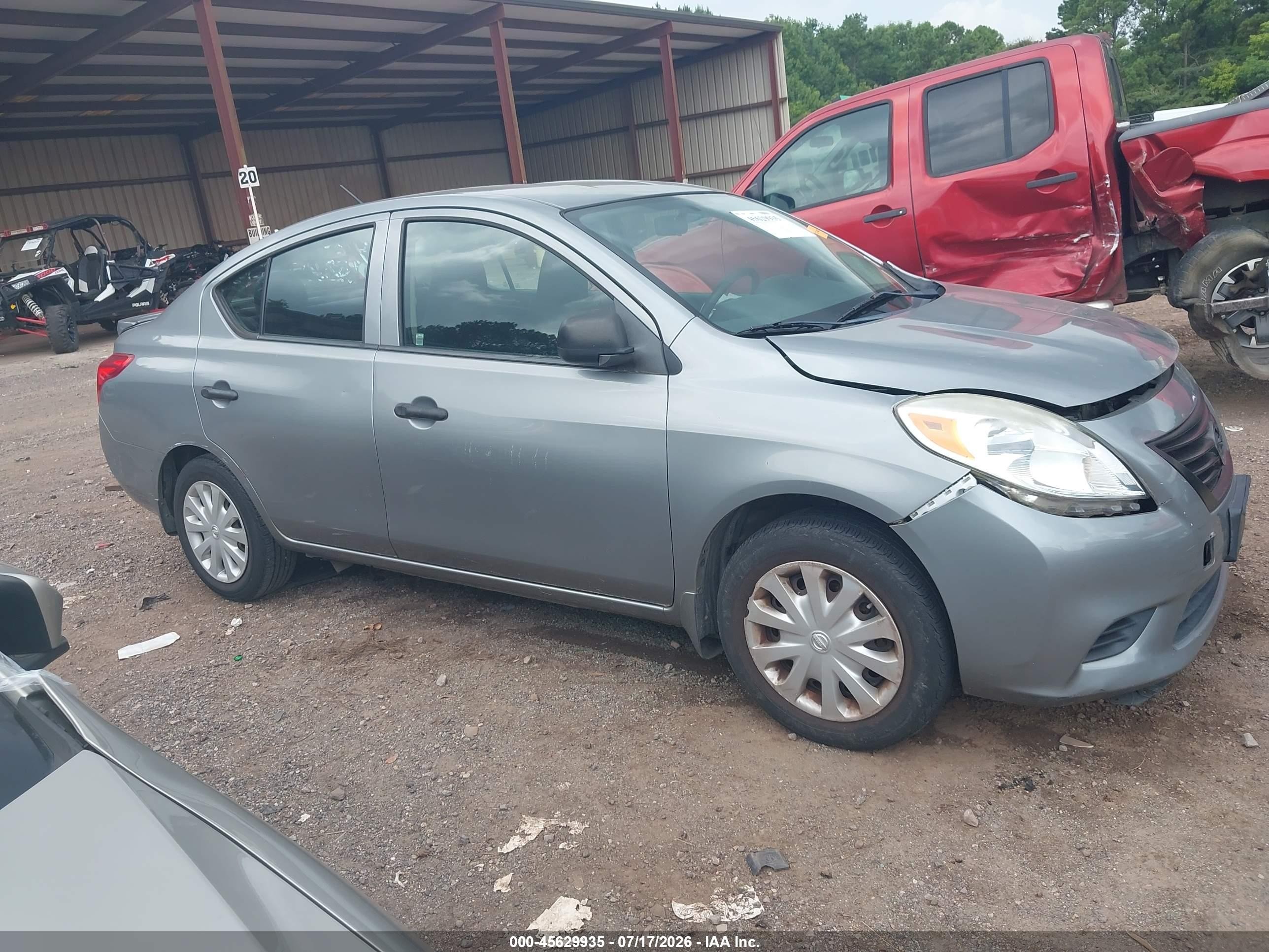 2014 Nissan Versa 1.6 S+ Silver vin: 3N1CN7AP6EL860520
