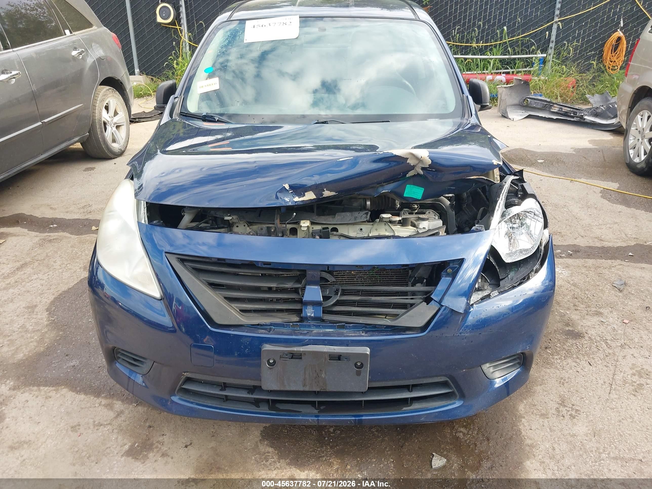 2014 Nissan Versa 1.6 S+ Blue vin: 3N1CN7AP6EL864504