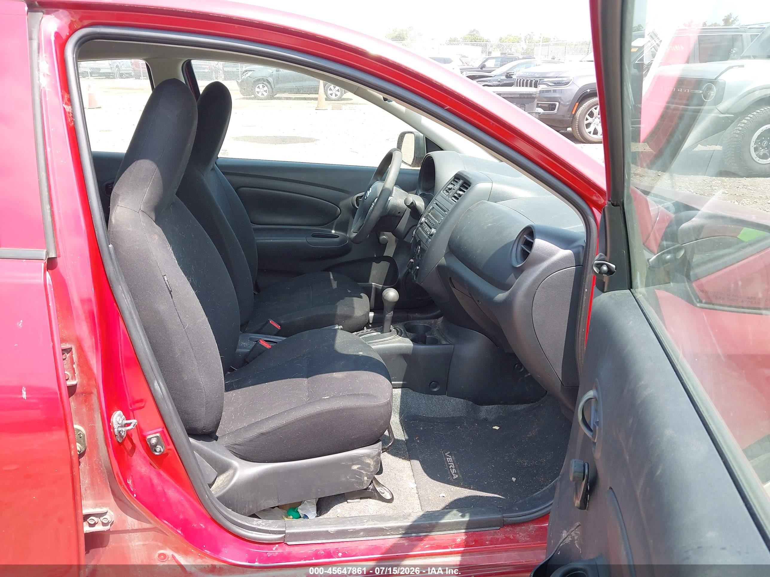 2015 Nissan Versa 1.6 S+ Red vin: 3N1CN7AP6FL803963