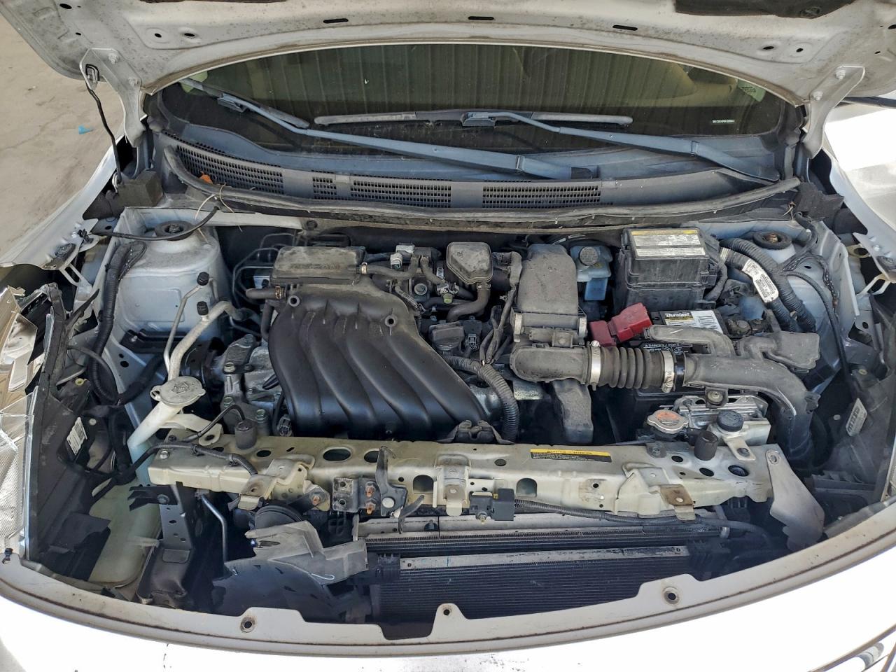 2015 Nissan Versa S Серебряный vin: 3N1CN7AP6FL808502