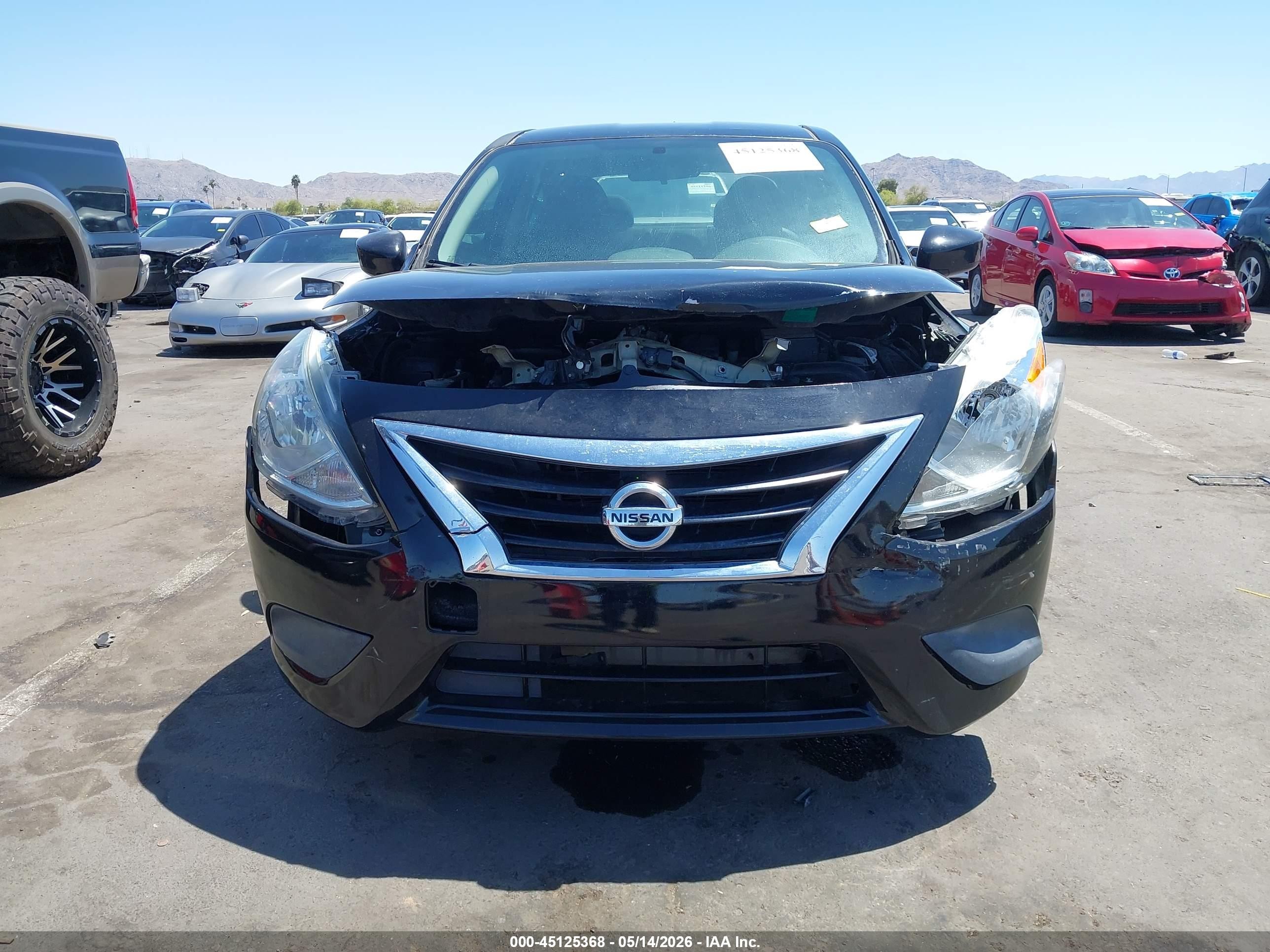2015 Nissan Versa 1.6 Sv Черный vin: 3N1CN7AP6FL811335