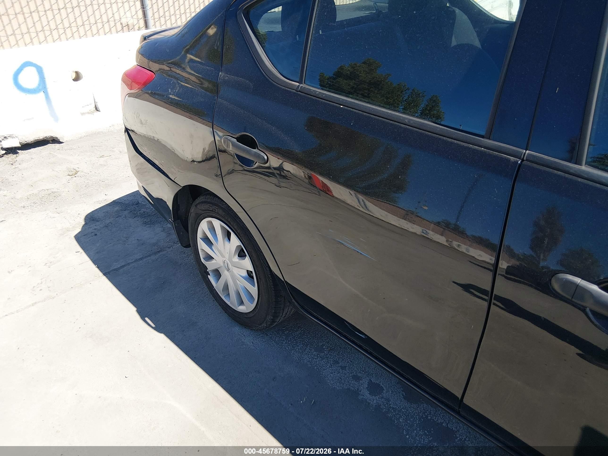 2015 Nissan Versa 1.6 S+ Black vin: 3N1CN7AP6FL818317