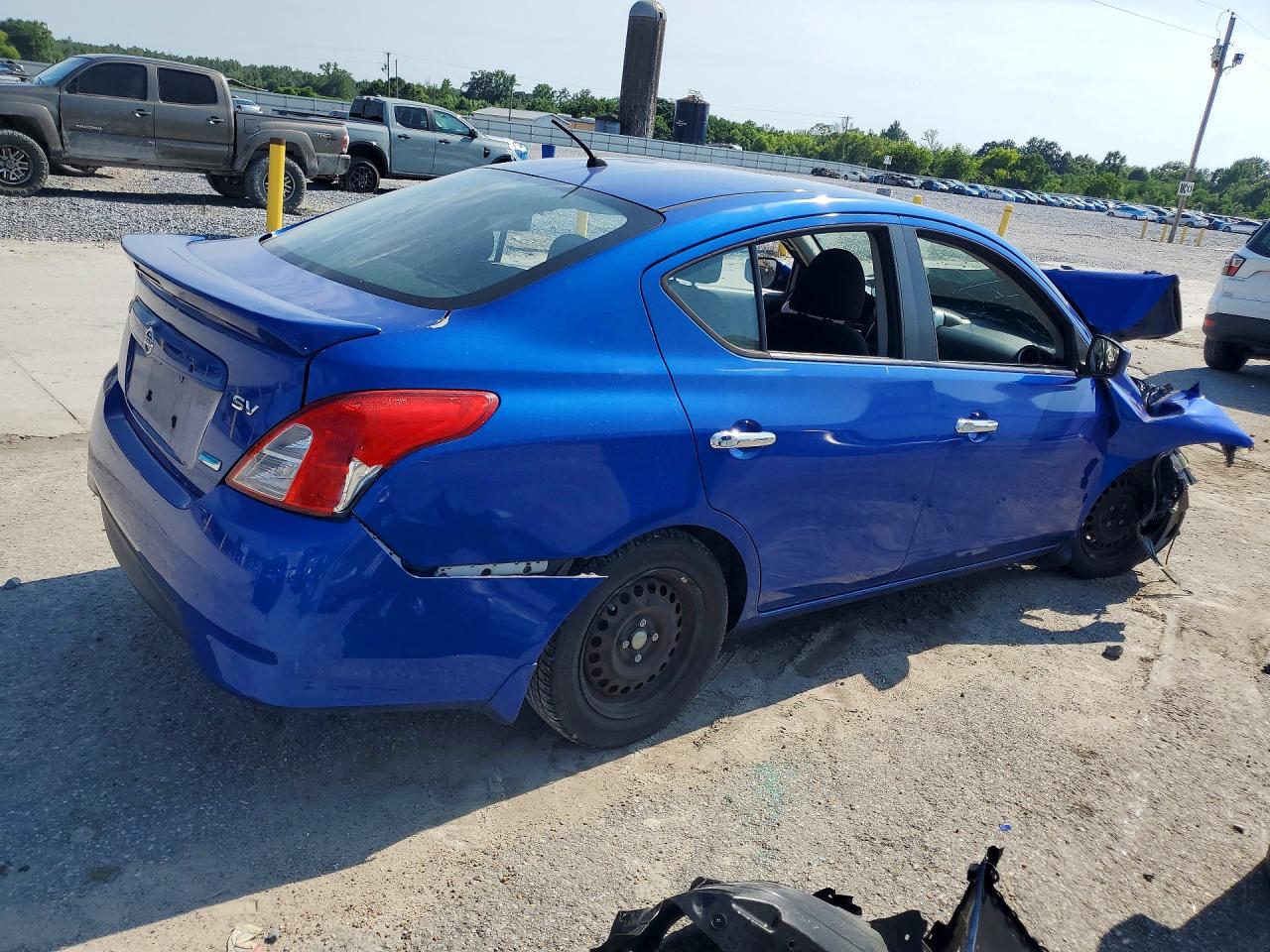 2015 Nissan Versa 1.6 Sv Blue vin: 3N1CN7AP6FL866089