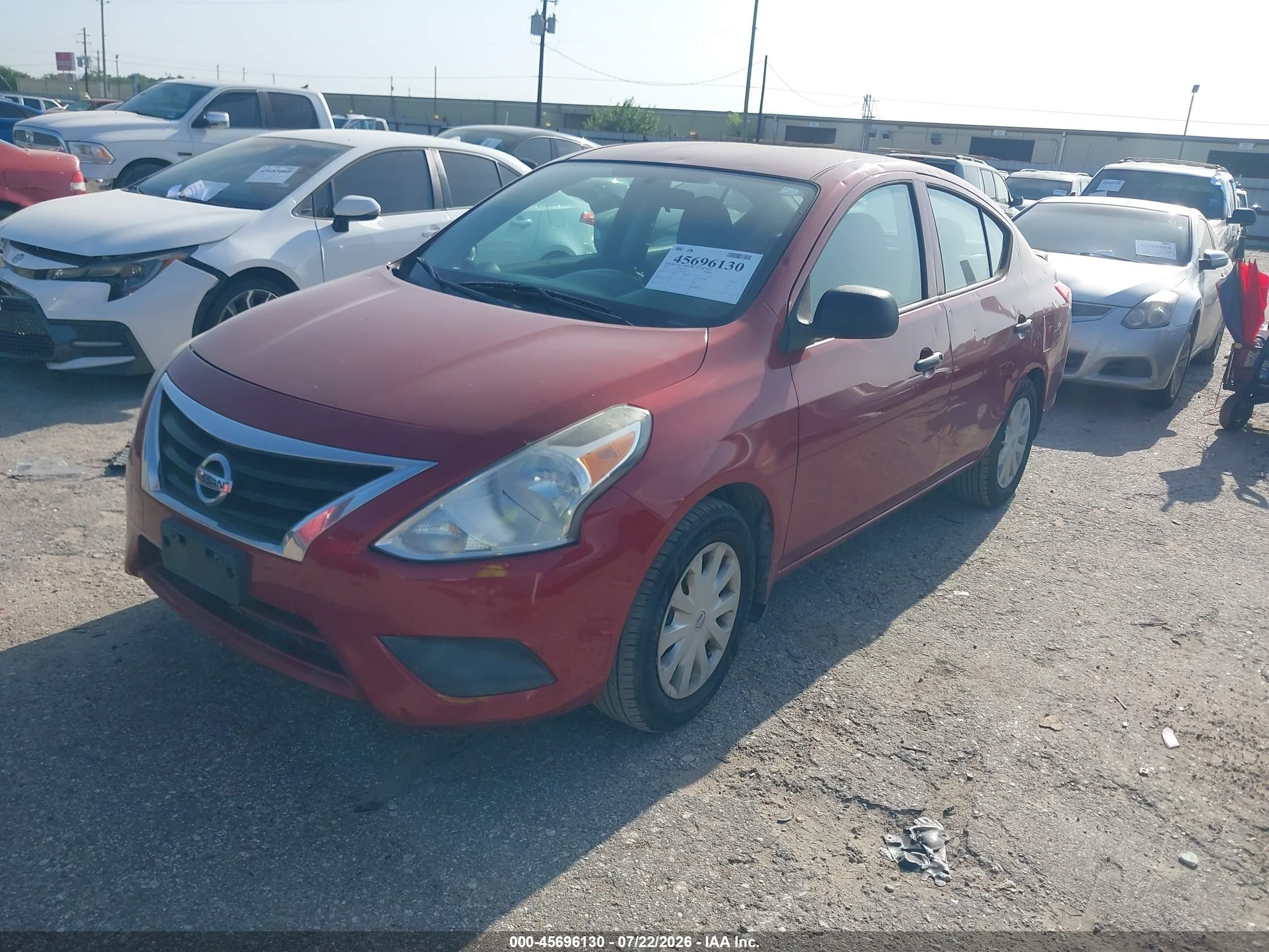 2015 Nissan Versa 1.6 S+ Red vin: 3N1CN7AP6FL870109