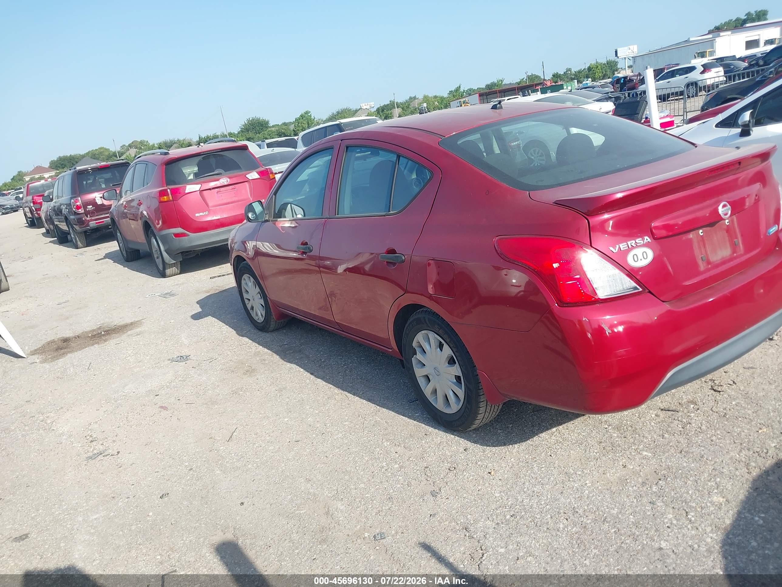 2015 Nissan Versa 1.6 S+ Red vin: 3N1CN7AP6FL870109