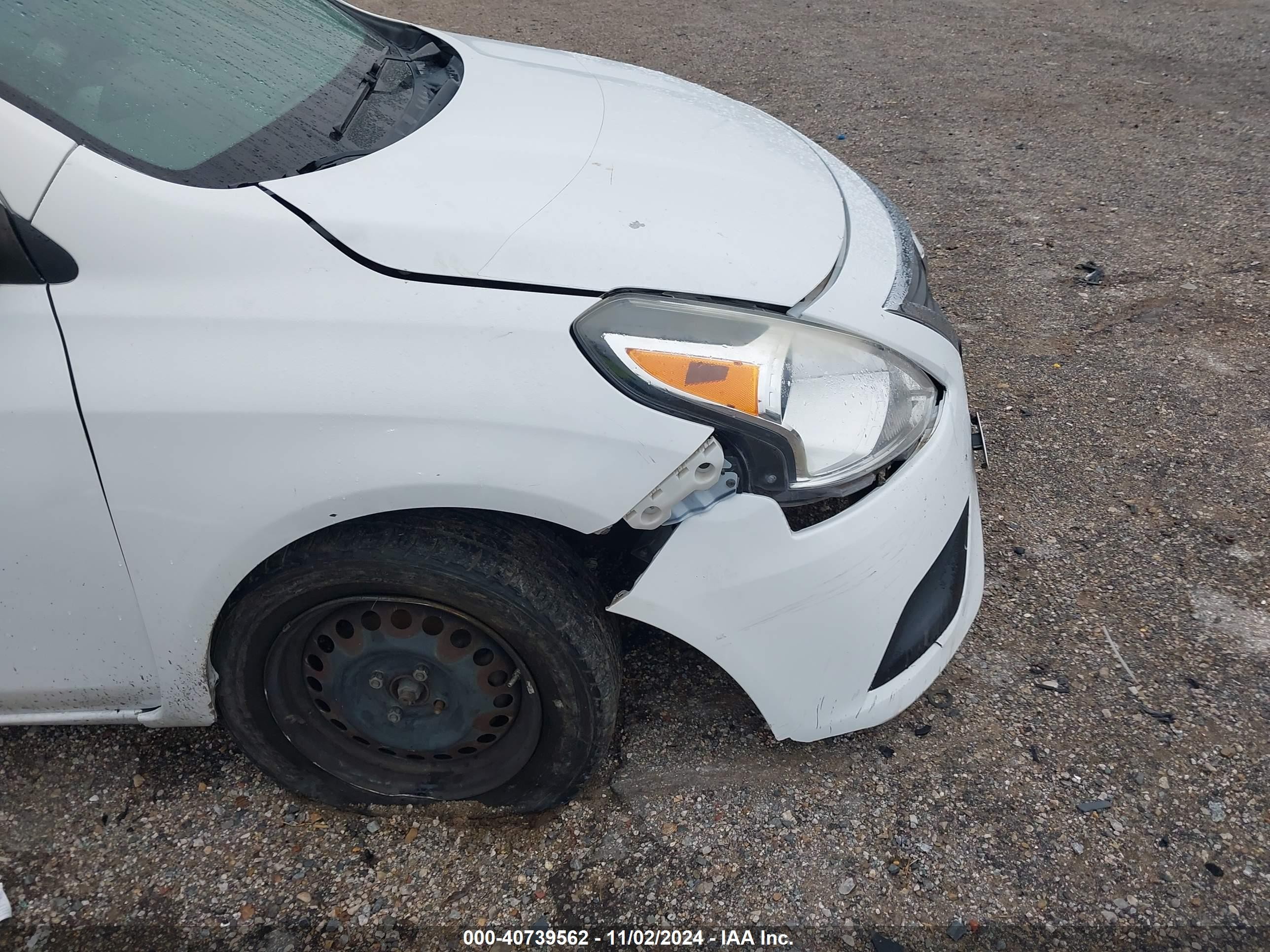 2015 Nissan Versa 1.6 Sv White vin: 3N1CN7AP6FL871292