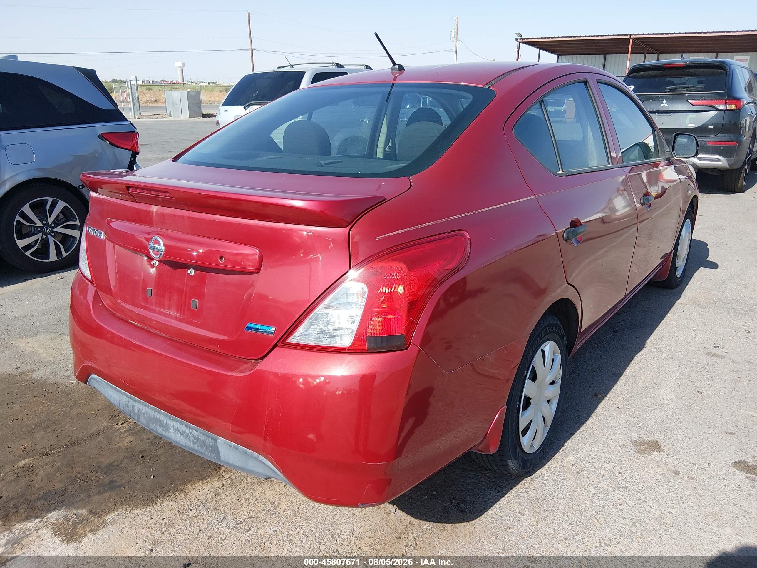 2015 Nissan Versa 1.6 S+ Burgundy vin: 3N1CN7AP6FL885970