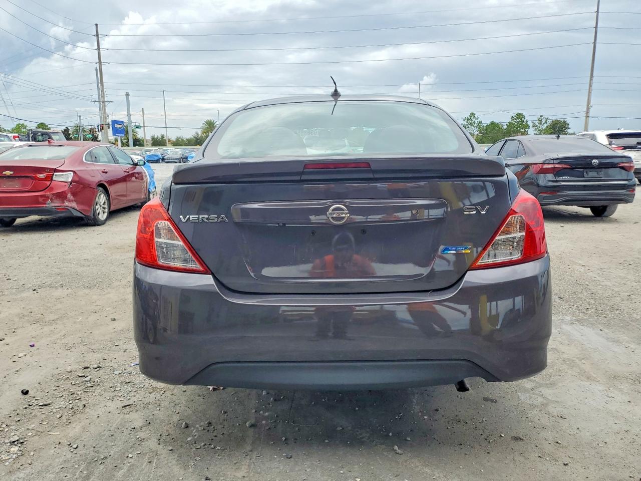 2015 Nissan Versa 1.6 Sv Gray vin: 3N1CN7AP6FL897682