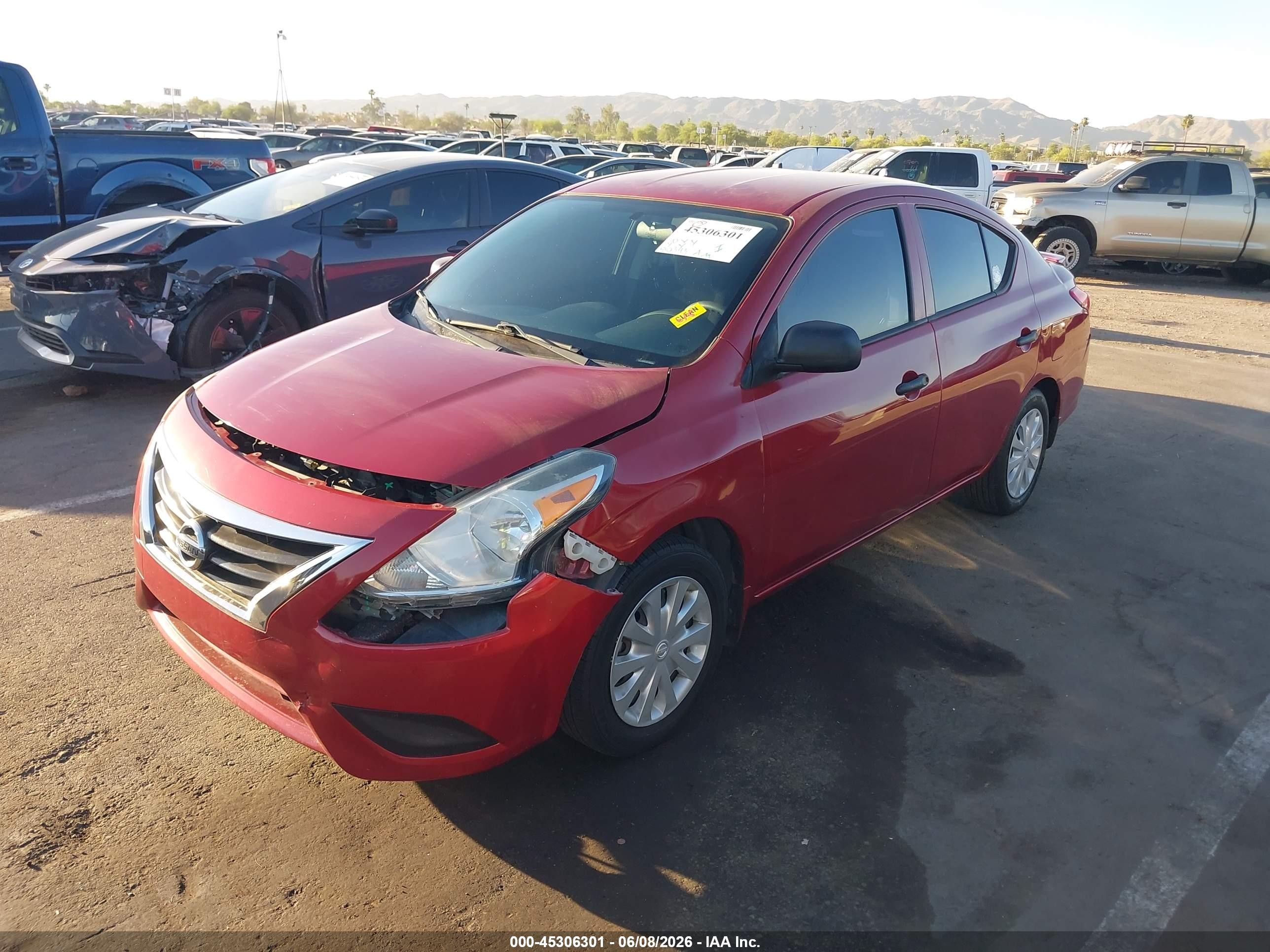 2015 Nissan Versa 1.6 S+ Красный vin: 3N1CN7AP6FL905084