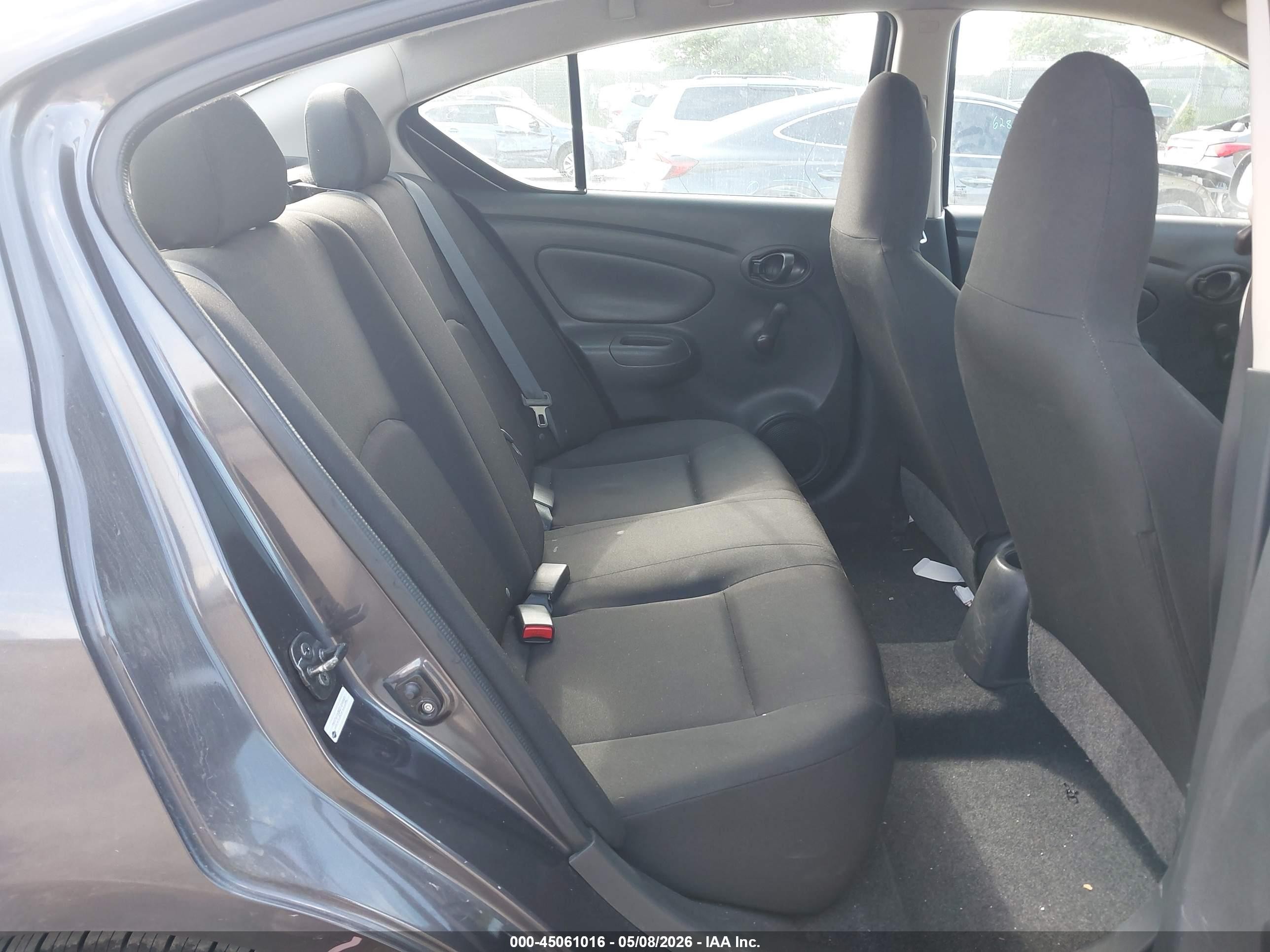 2015 Nissan Versa 1.6 S+ Gray vin: 3N1CN7AP6FL916442