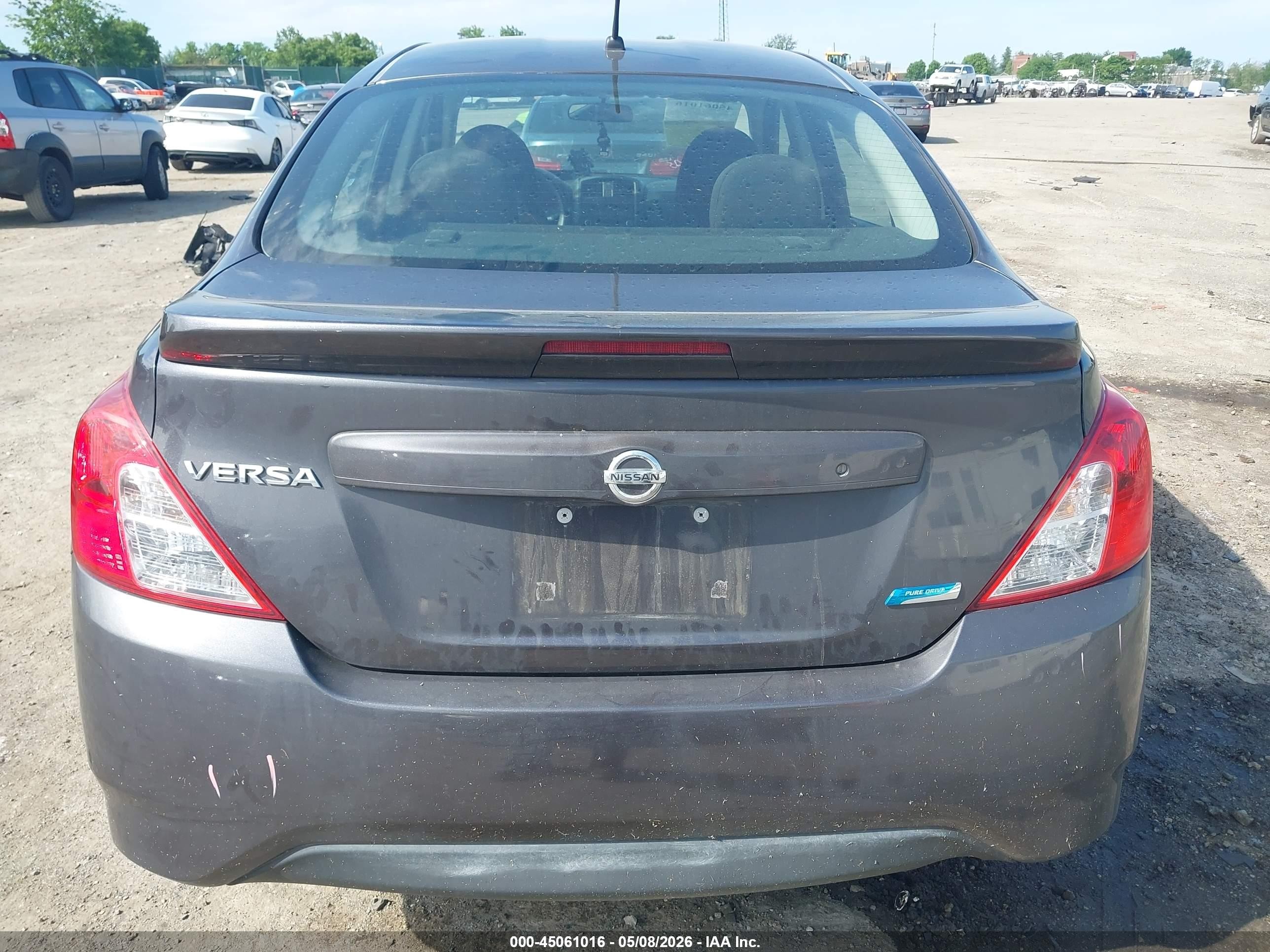 2015 Nissan Versa 1.6 S+ Gray vin: 3N1CN7AP6FL916442