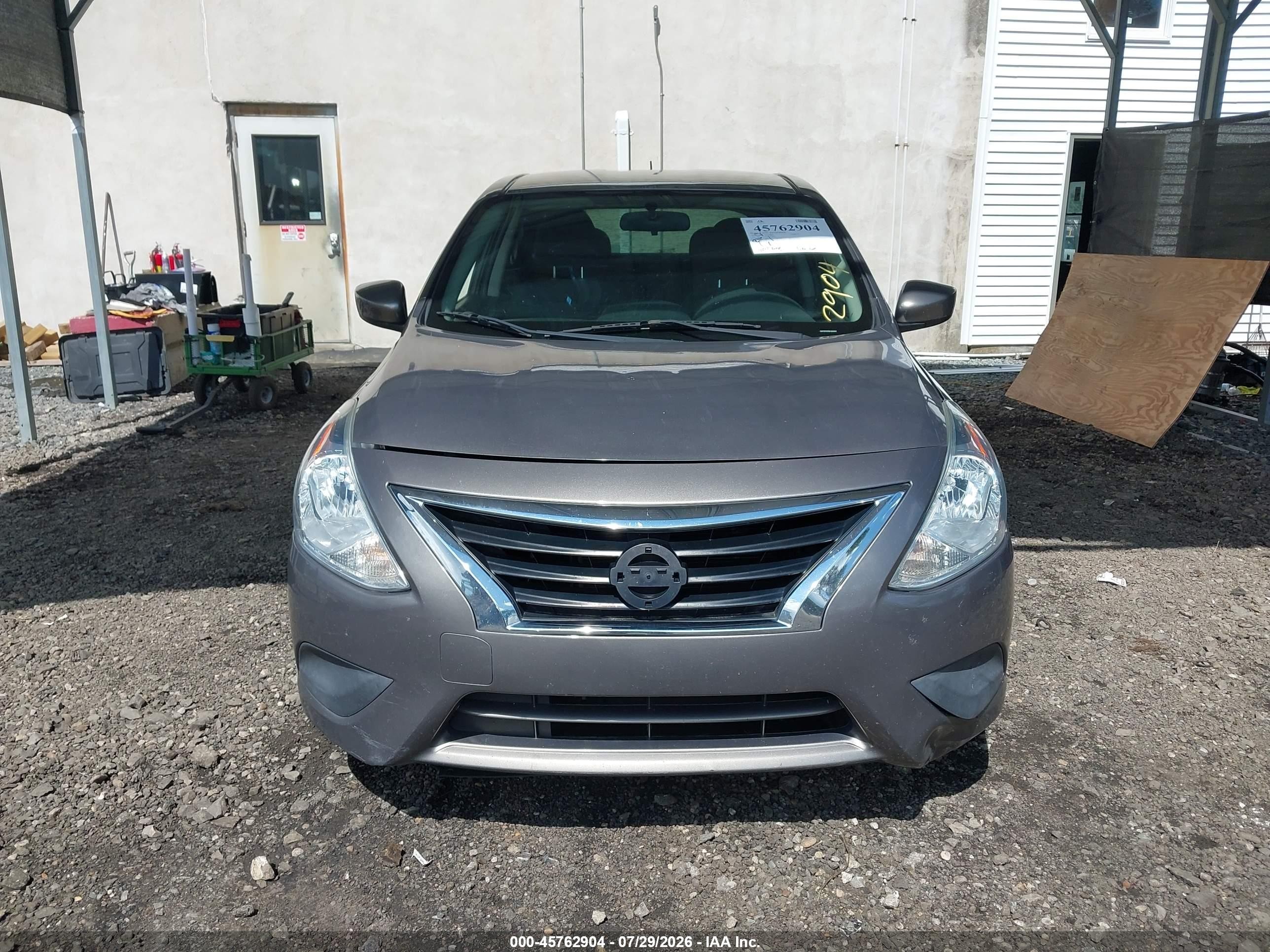 2015 Nissan Versa 1.6 Sv Brown vin: 3N1CN7AP6FL954849