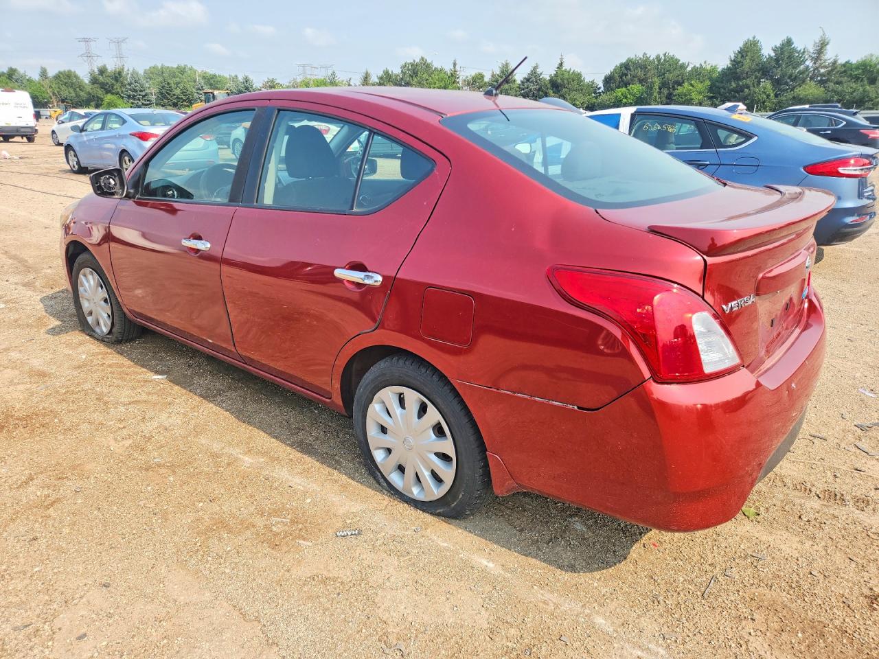 2016 Nissan Versa 1.6 Sv Red vin: 3N1CN7AP6GL871679