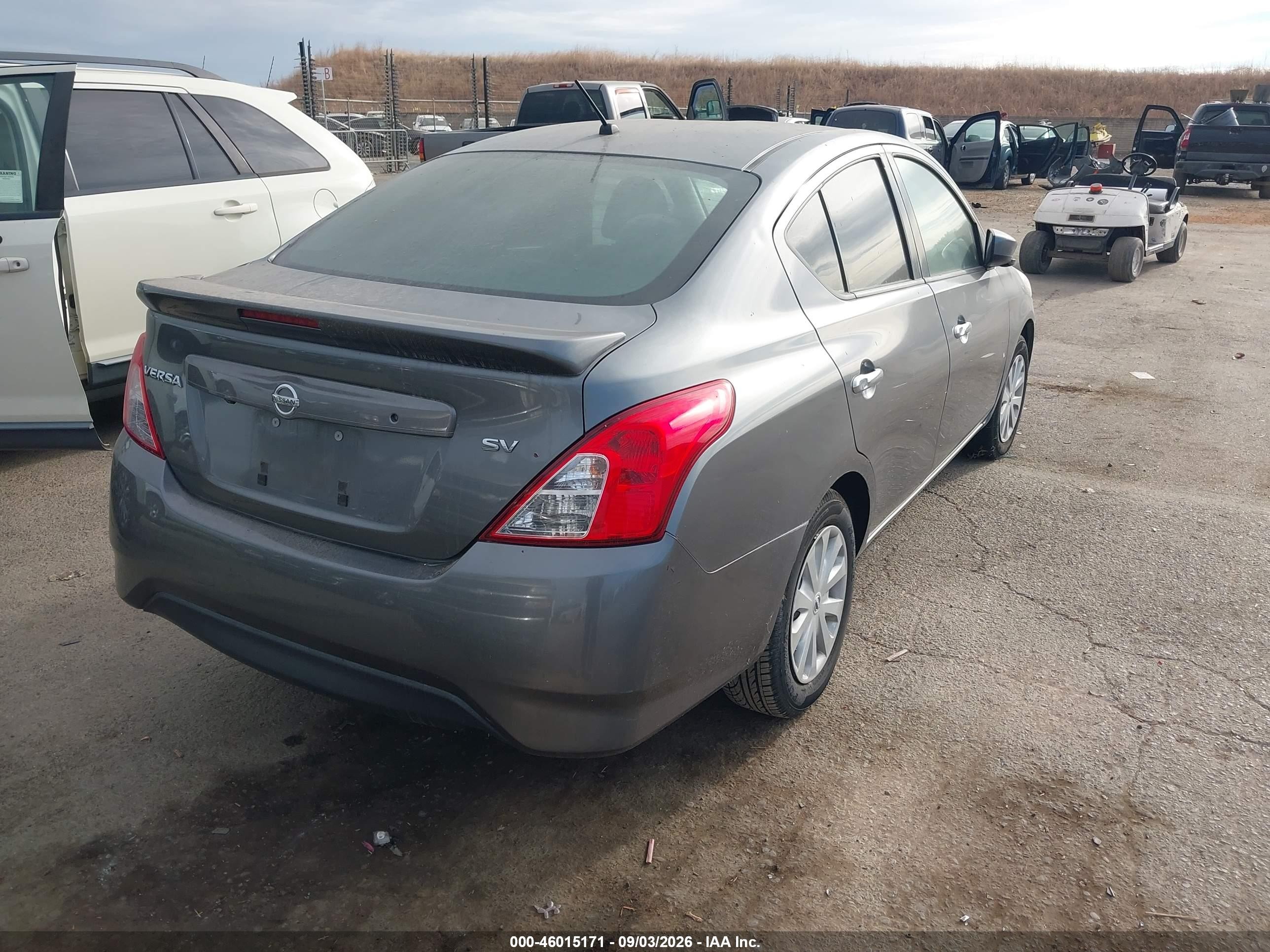 2019 Nissan Versa 1.6 Sv Gray vin: 3N1CN7AP6KL820773