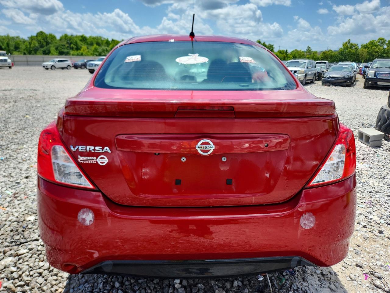 2019 Nissan Versa S Plus Red vin: 3N1CN7AP6KL830154