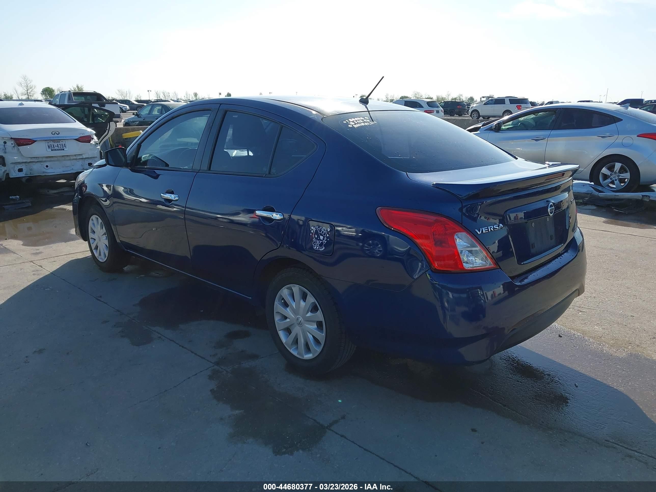 2019 Nissan Versa 1.6 Sv Blue vin: 3N1CN7AP6KL848749