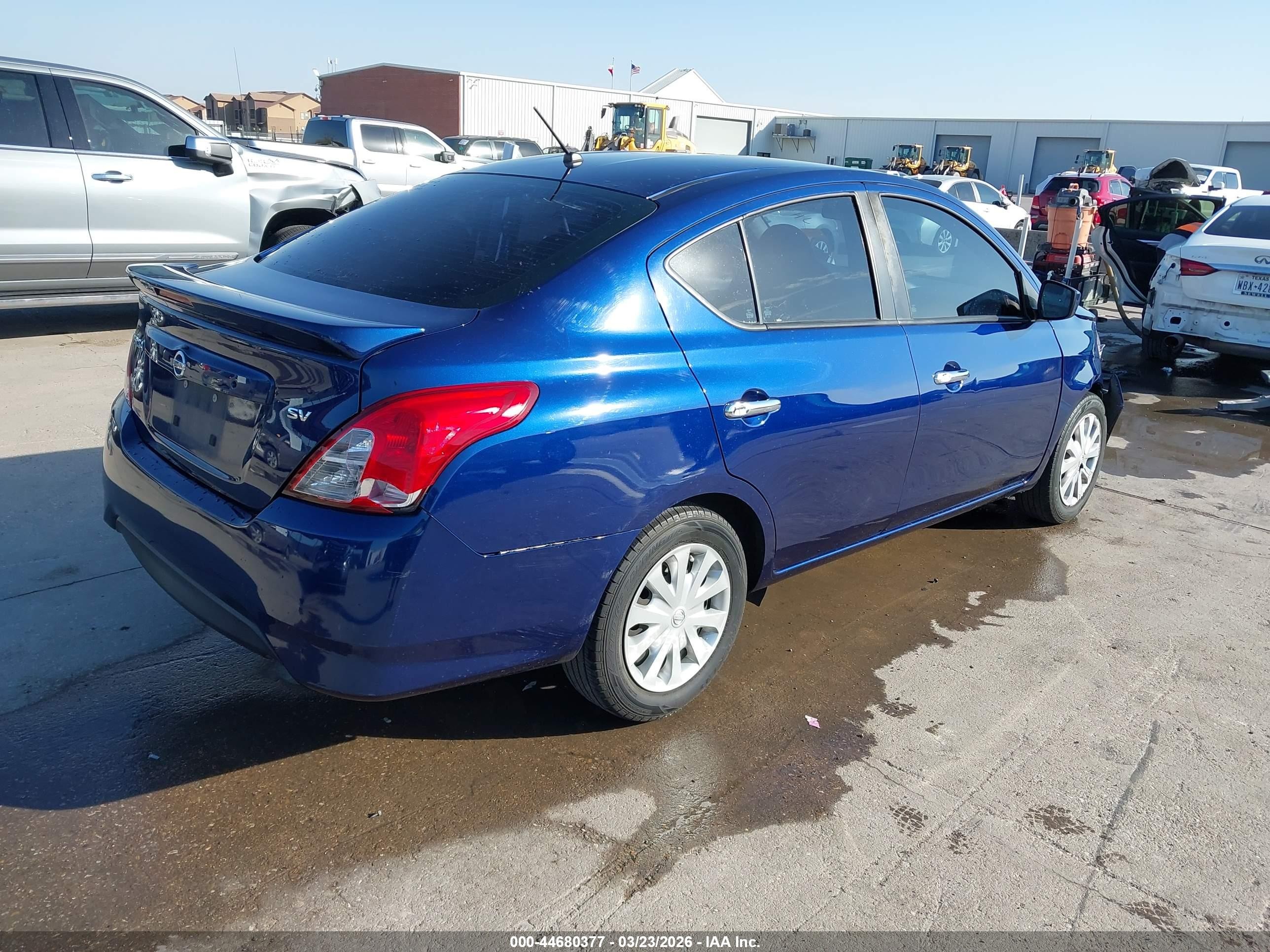 2019 Nissan Versa 1.6 Sv Blue vin: 3N1CN7AP6KL848749