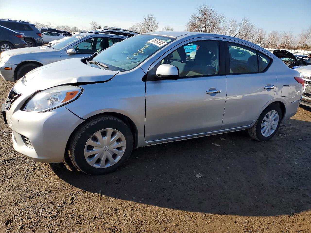 2012 Nissan Versa 1.6 S Silver vin: 3N1CN7AP7CL800615