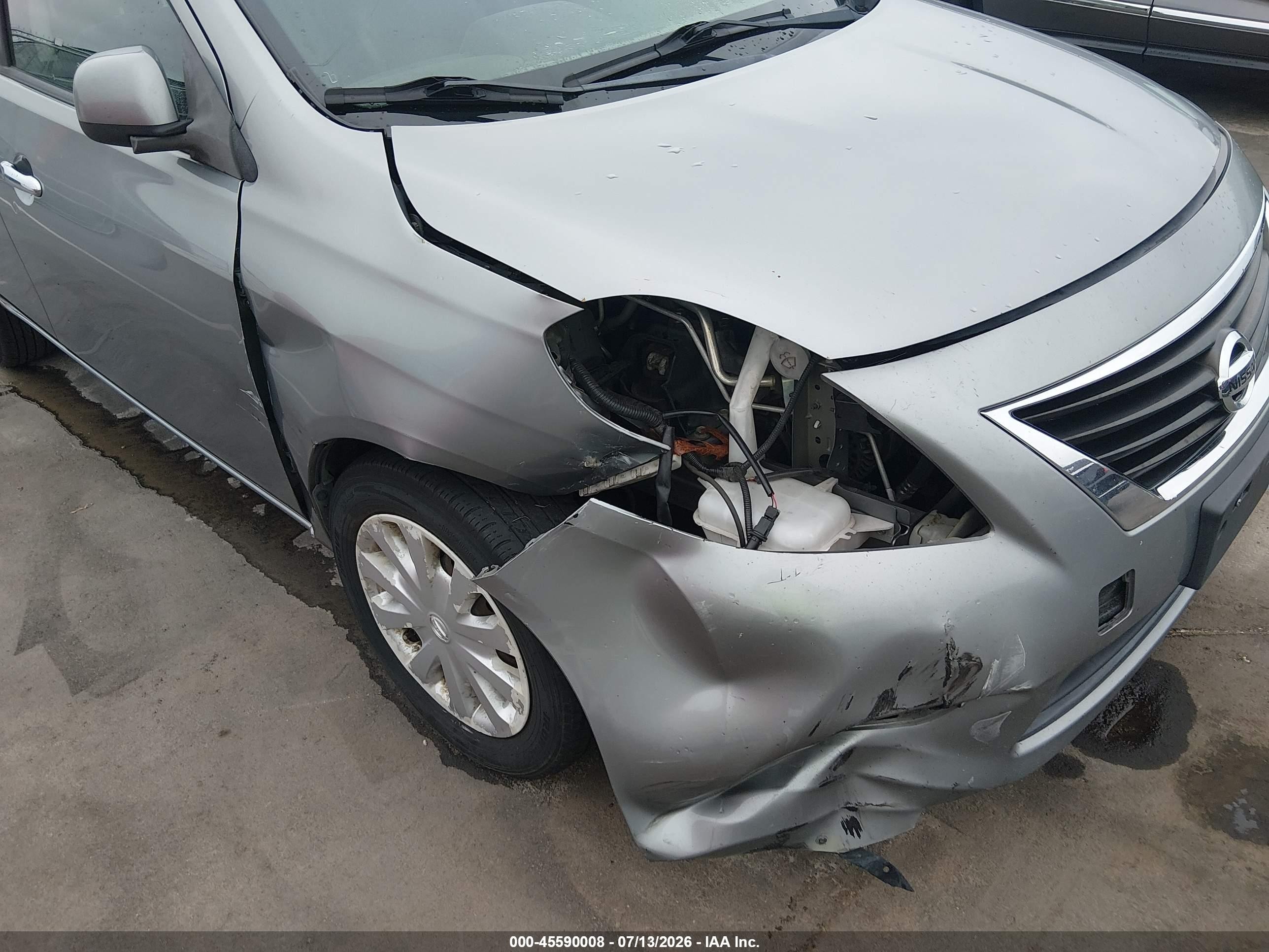 2012 Nissan Versa 1.6 Sv Silver vin: 3N1CN7AP7CL844131