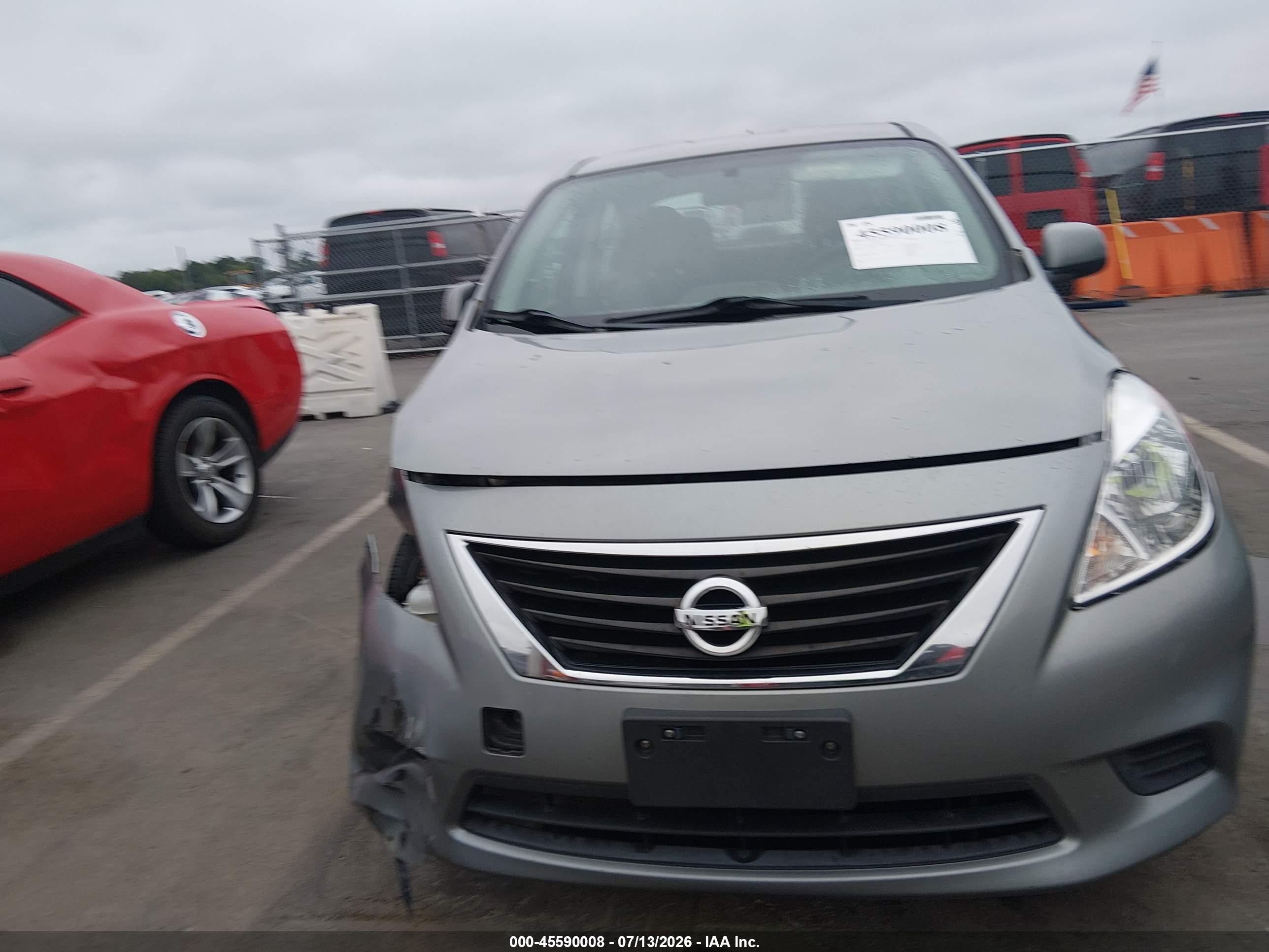 2012 Nissan Versa 1.6 Sv Silver vin: 3N1CN7AP7CL844131