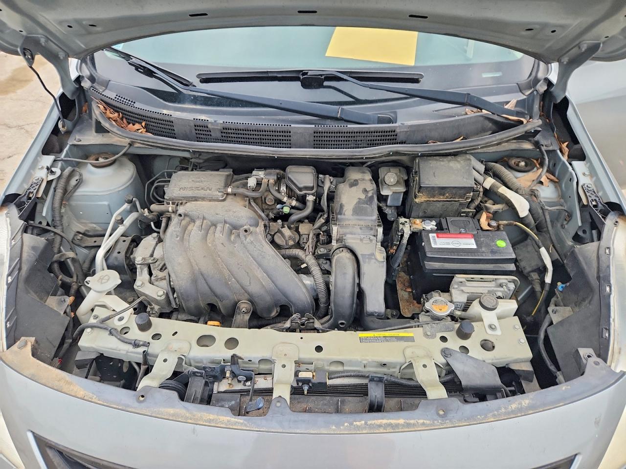 2012 Nissan Versa 1.6 S Белый vin: 3N1CN7AP7CL861642
