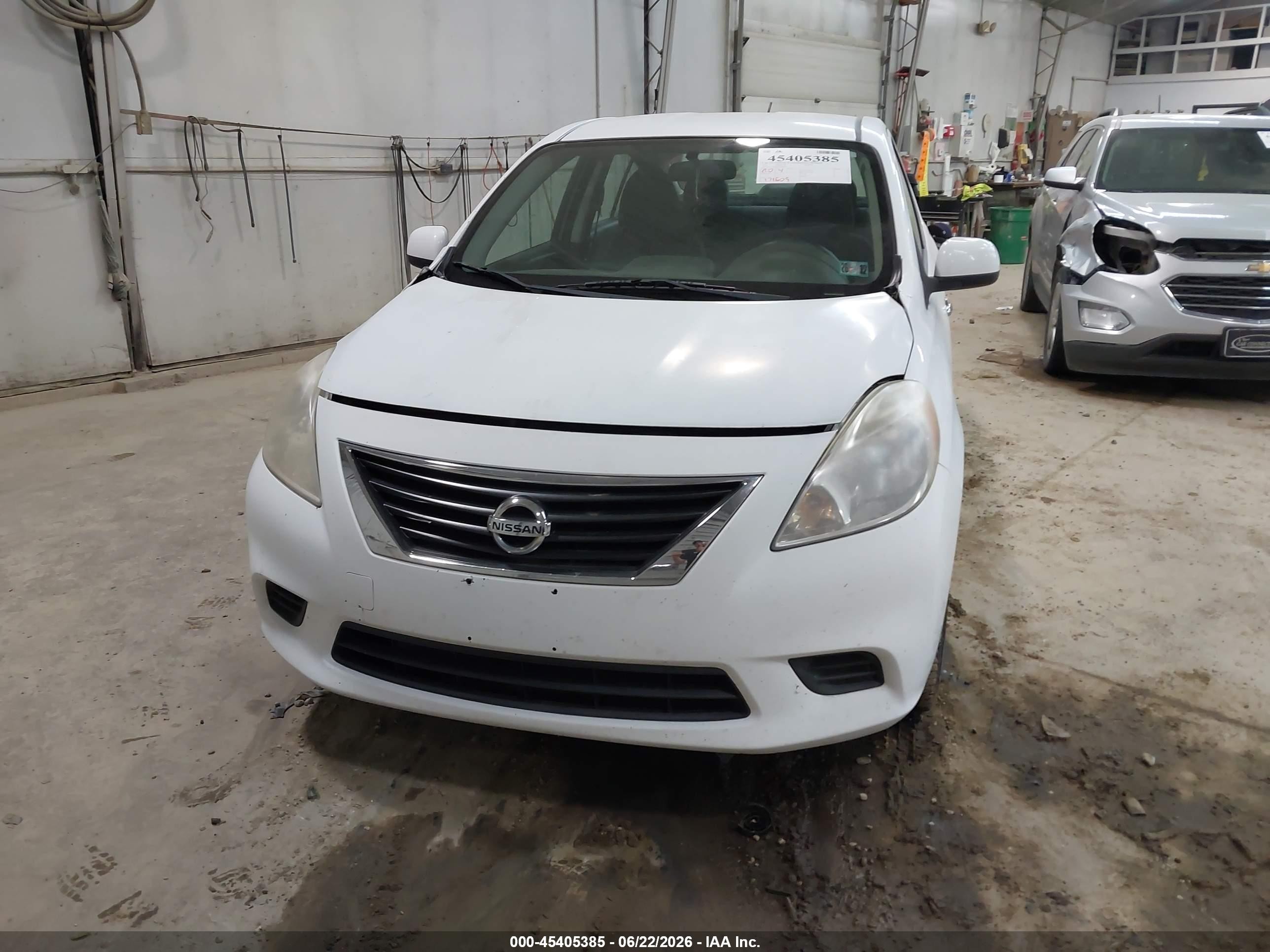 2012 Nissan Versa 1.6 Sv White vin: 3N1CN7AP7CL907230