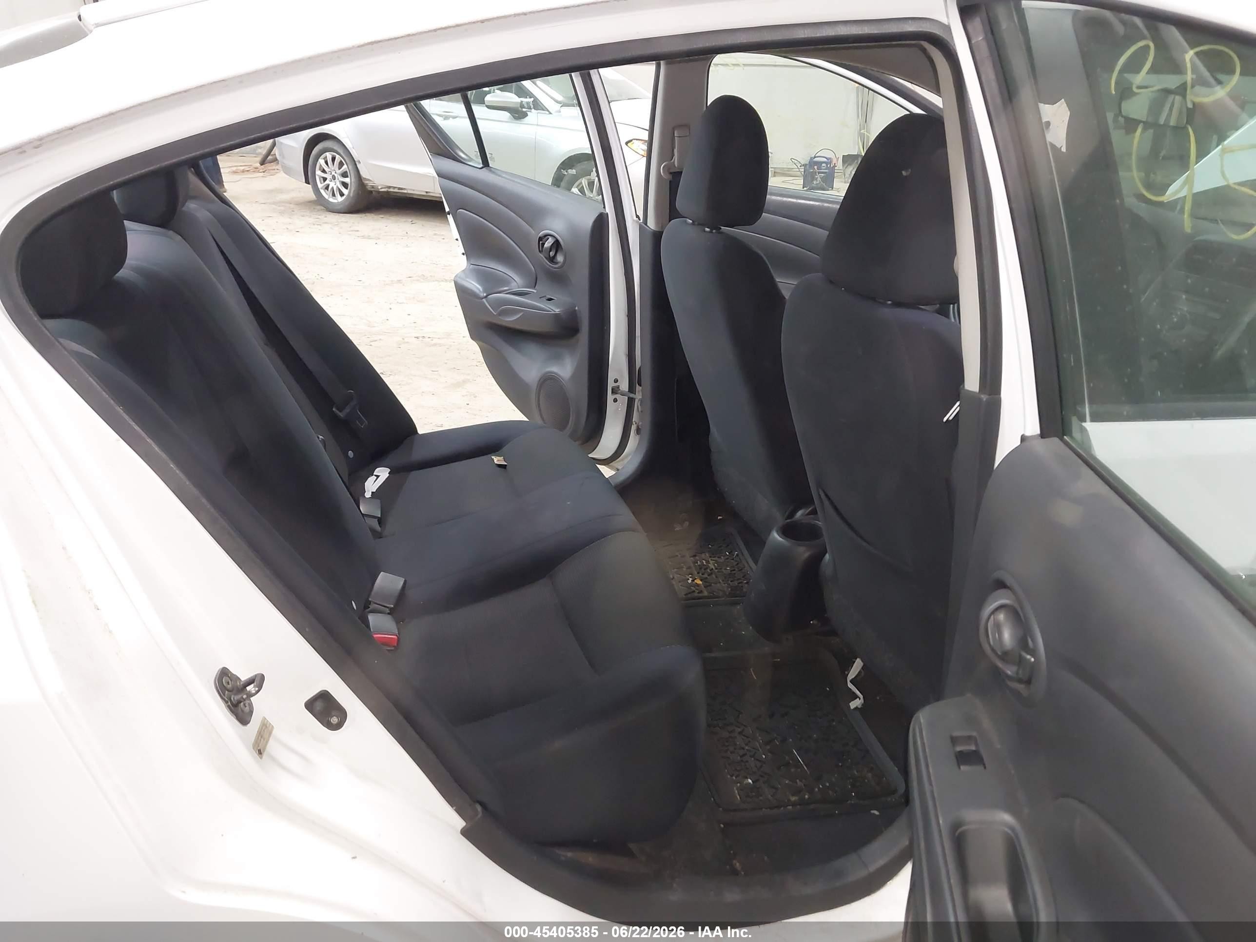 2012 Nissan Versa 1.6 Sv White vin: 3N1CN7AP7CL907230