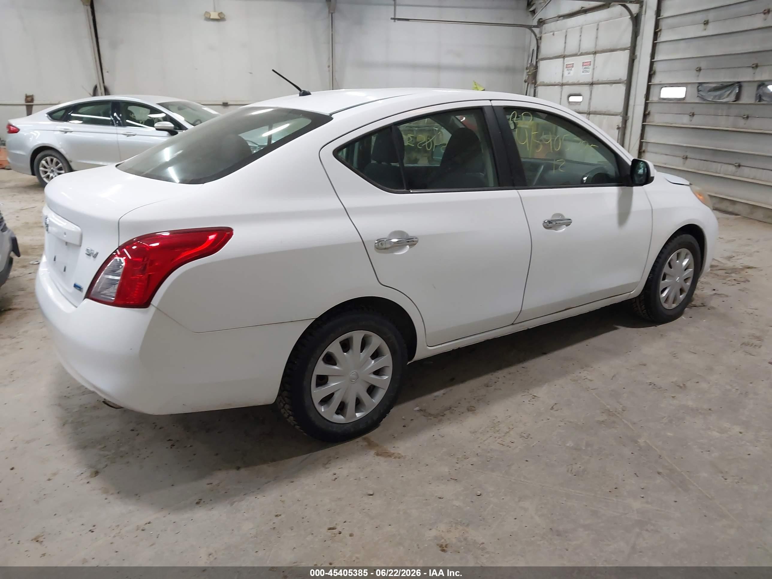 2012 Nissan Versa 1.6 Sv White vin: 3N1CN7AP7CL907230