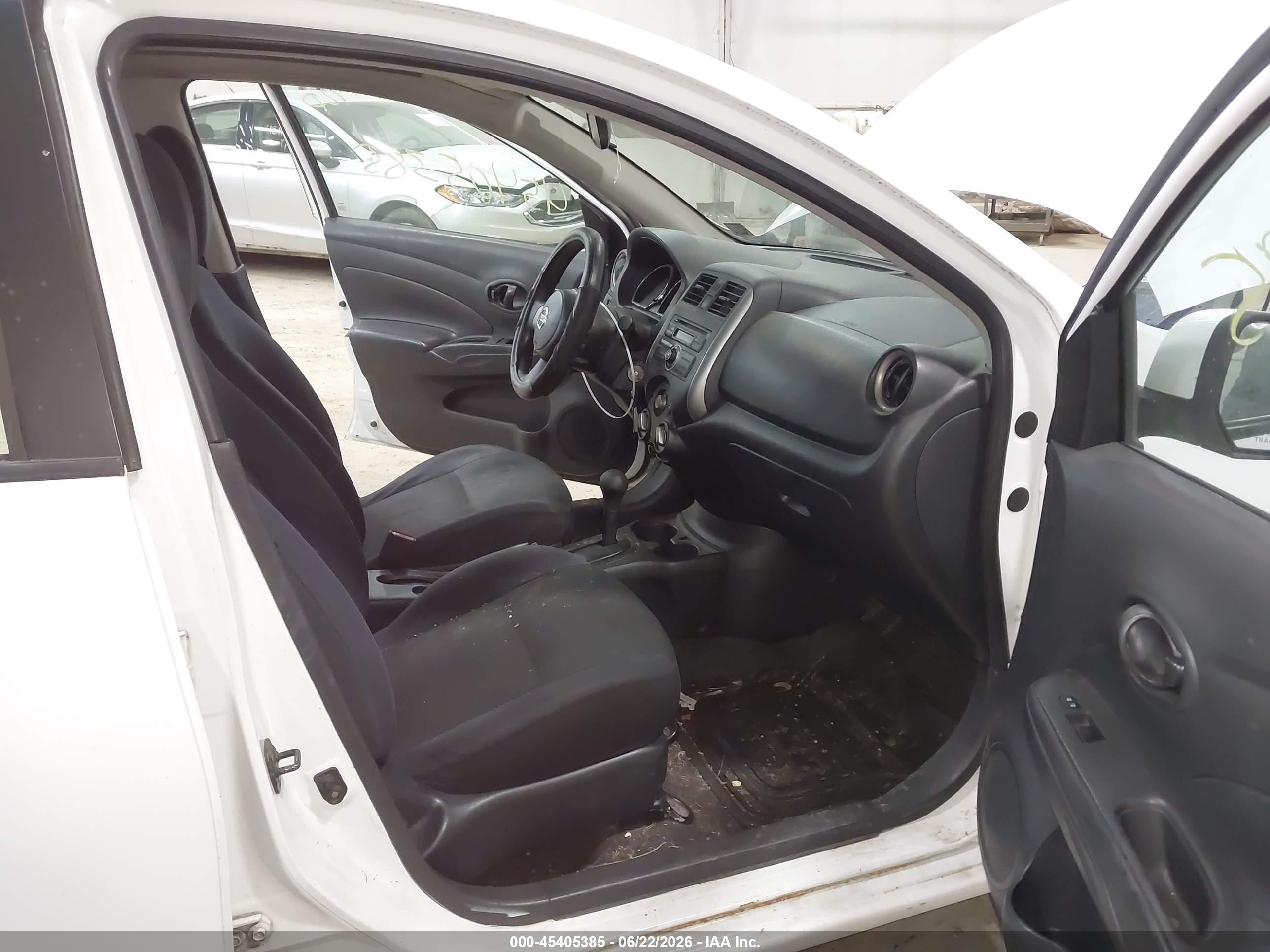 2012 Nissan Versa 1.6 Sv White vin: 3N1CN7AP7CL907230